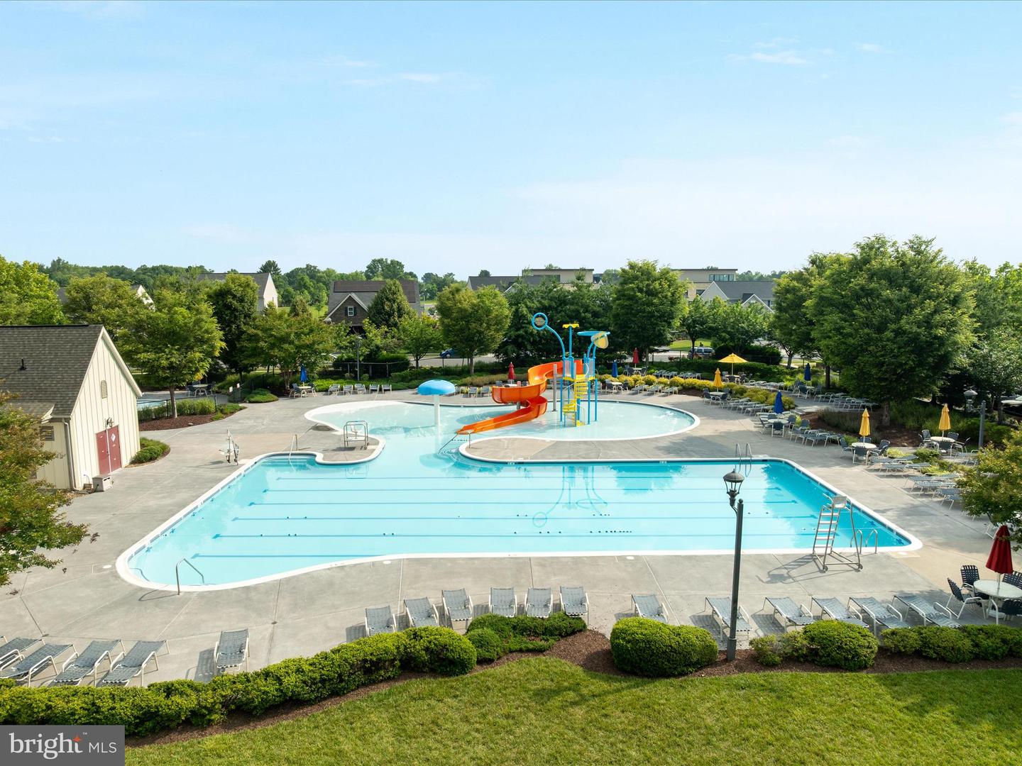 138 JEWEL BOX DR, STEPHENSON, Virginia 22656, 5 Bedrooms Bedrooms, 16 Rooms Rooms,3 BathroomsBathrooms,Residential,For sale,138 JEWEL BOX DR,VAFV2038198 MLS # VAFV2038198