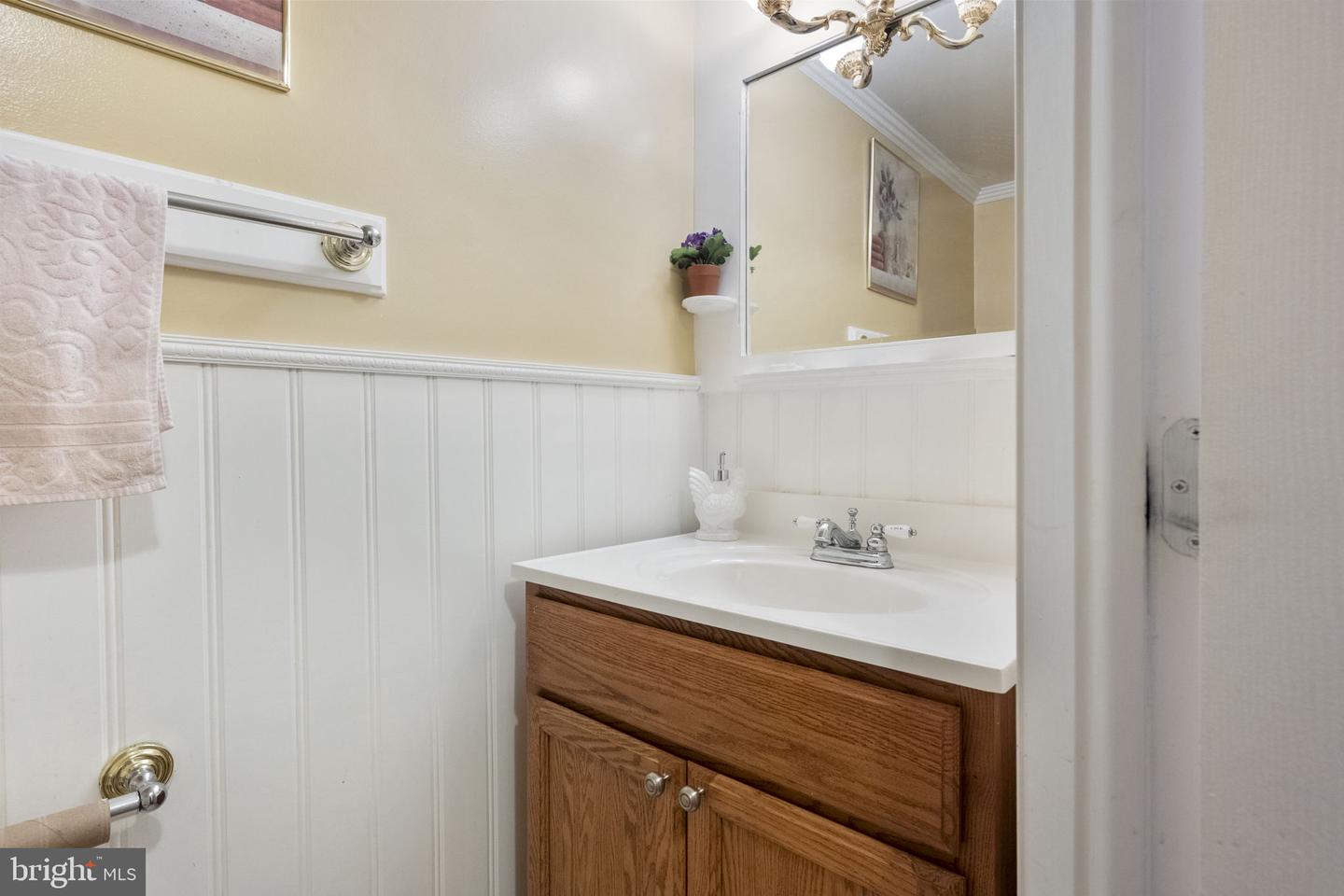 8527 STONEWALL RD, MANASSAS, Virginia 20110, 4 Bedrooms Bedrooms, ,2 BathroomsBathrooms,Residential,For sale,8527 STONEWALL RD,VAMN2009776 MLS # VAMN2009776