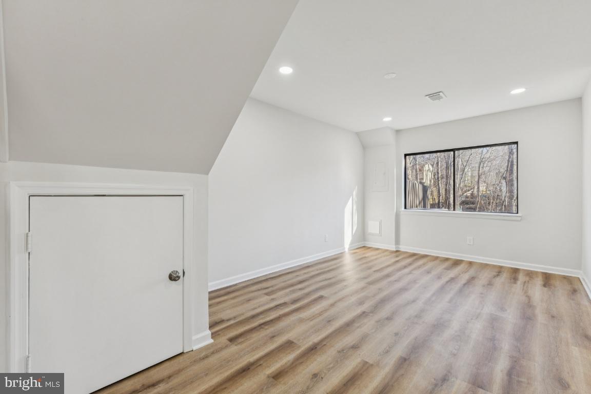 11931 BARREL COOPER CT, RESTON, Virginia 20191, 3 Bedrooms Bedrooms, ,2 BathroomsBathrooms,Residential,For sale,11931 BARREL COOPER CT,VAFX2282436 MLS # VAFX2282436