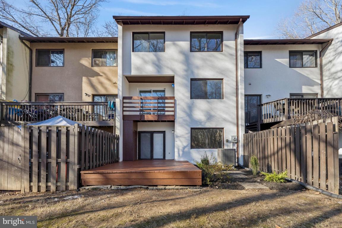 11931 BARREL COOPER CT, RESTON, Virginia 20191, 3 Bedrooms Bedrooms, ,2 BathroomsBathrooms,Residential,For sale,11931 BARREL COOPER CT,VAFX2282436 MLS # VAFX2282436