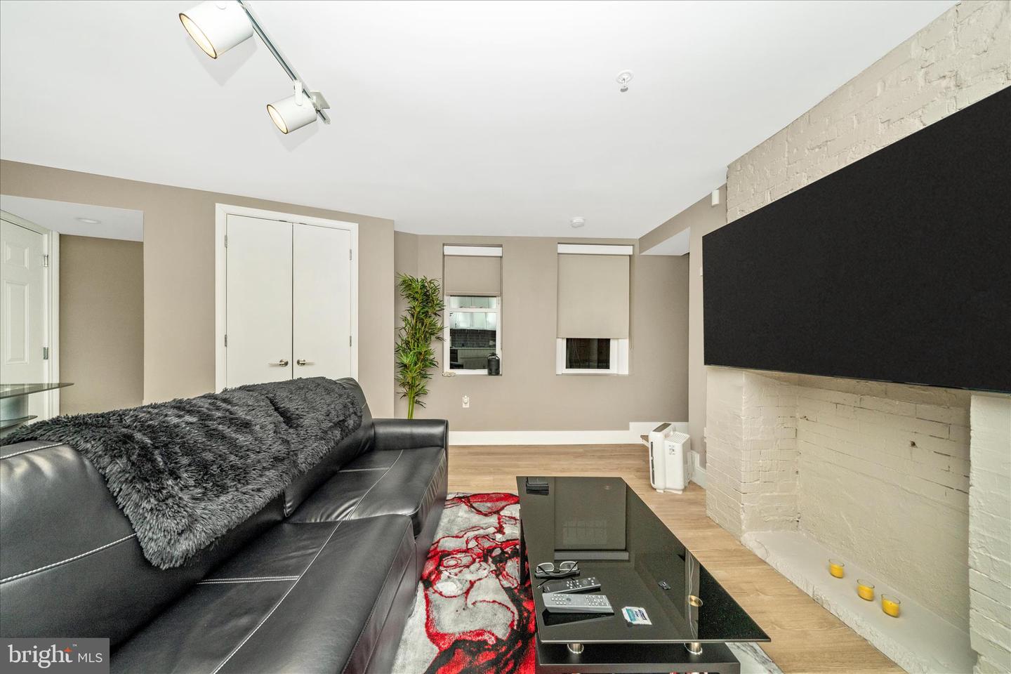 459 MASSACHUSETTS AVE NW #B3, WASHINGTON, District Of Columbia 20001, 1 Bedroom Bedrooms, 3 Rooms Rooms,1 BathroomBathrooms,Residential,For sale,459 MASSACHUSETTS AVE NW #B3,DCDC2235168 MLS # DCDC2235168