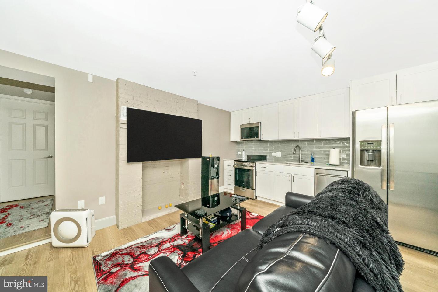 459 MASSACHUSETTS AVE NW #B3, WASHINGTON, District Of Columbia 20001, 1 Bedroom Bedrooms, 3 Rooms Rooms,1 BathroomBathrooms,Residential,For sale,459 MASSACHUSETTS AVE NW #B3,DCDC2235168 MLS # DCDC2235168