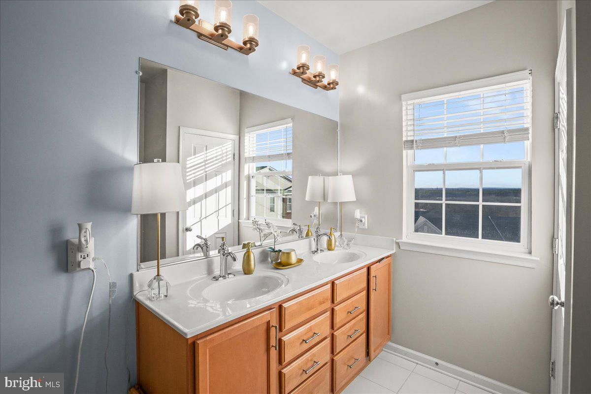 42710 TELFORD TER, ASHBURN, Virginia 20147, 3 Bedrooms Bedrooms, ,2 BathroomsBathrooms,Residential,For sale,42710 TELFORD TER,VALO2112582 MLS # VALO2112582