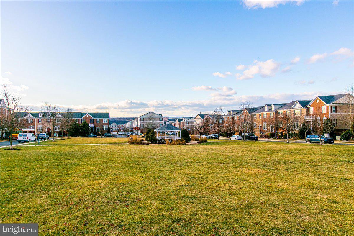 42710 TELFORD TER, ASHBURN, Virginia 20147, 3 Bedrooms Bedrooms, ,2 BathroomsBathrooms,Residential,For sale,42710 TELFORD TER,VALO2112582 MLS # VALO2112582