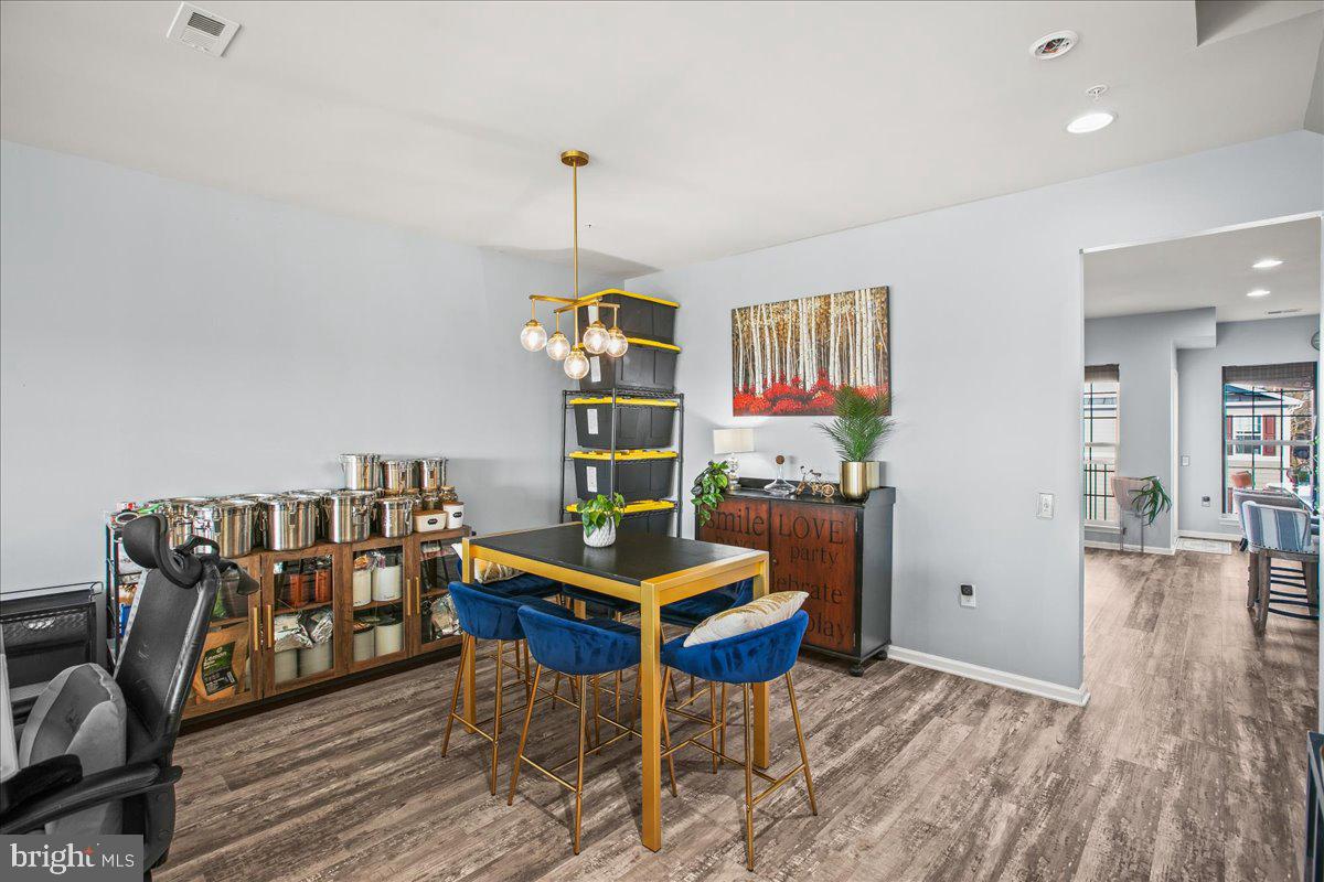 42710 TELFORD TER, ASHBURN, Virginia 20147, 3 Bedrooms Bedrooms, ,2 BathroomsBathrooms,Residential,For sale,42710 TELFORD TER,VALO2112582 MLS # VALO2112582