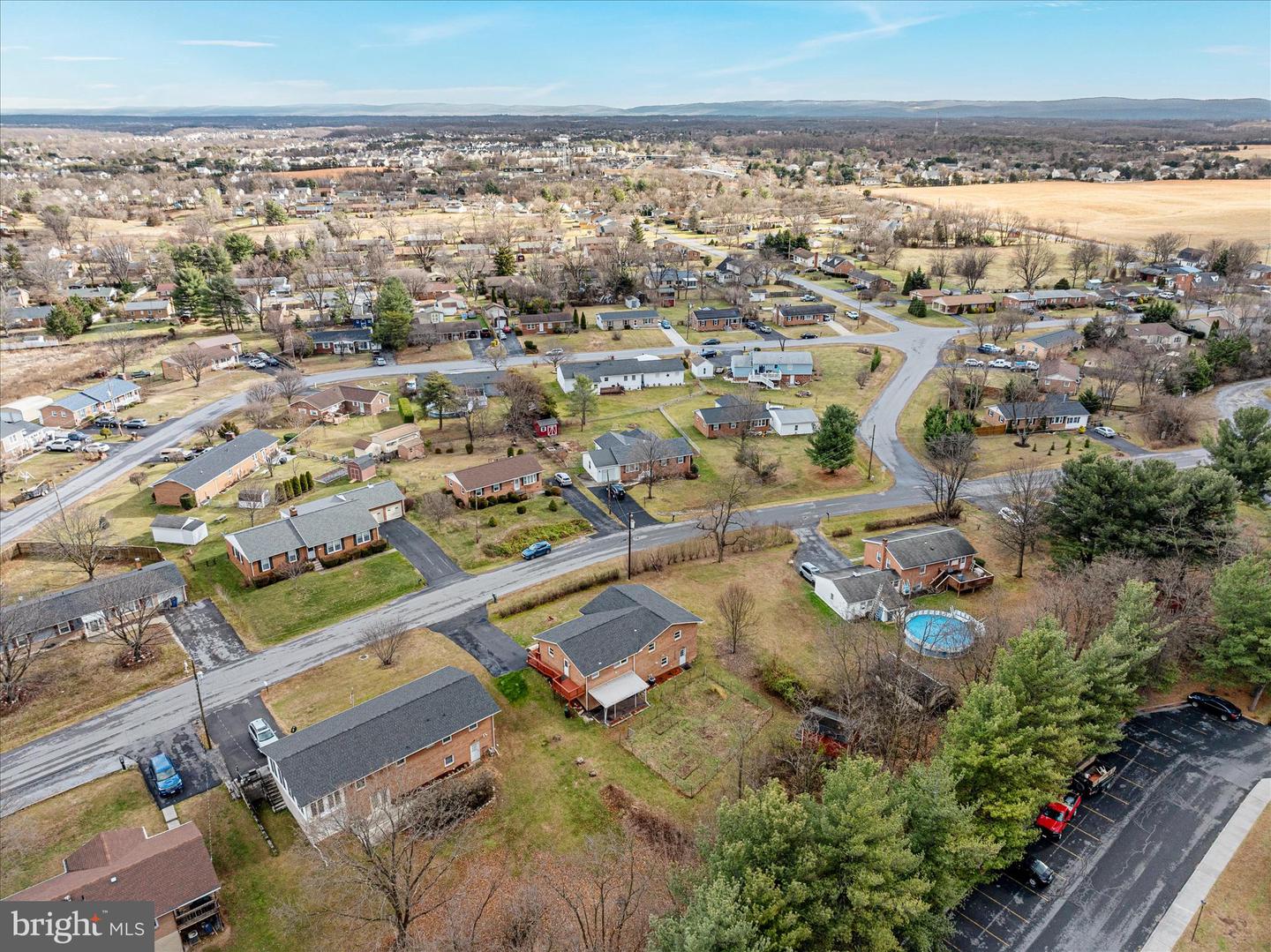 113 WILLIAMSON RD, WINCHESTER, Virginia 22602, 3 Bedrooms Bedrooms, ,2 BathroomsBathrooms,Residential,For sale,113 WILLIAMSON RD,VAFV2038542 MLS # VAFV2038542