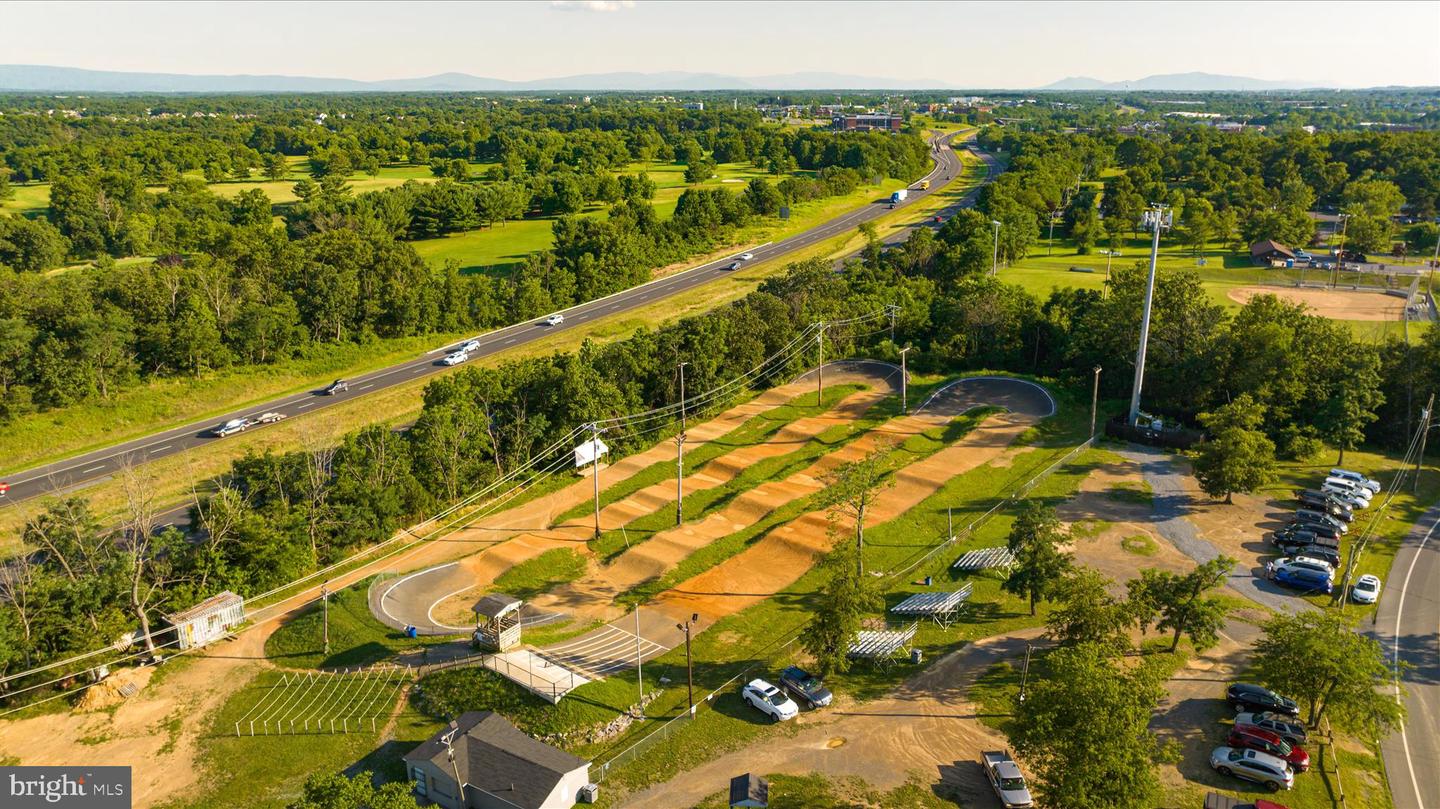 113 WILLIAMSON RD, WINCHESTER, Virginia 22602, 3 Bedrooms Bedrooms, ,2 BathroomsBathrooms,Residential,For sale,113 WILLIAMSON RD,VAFV2038542 MLS # VAFV2038542