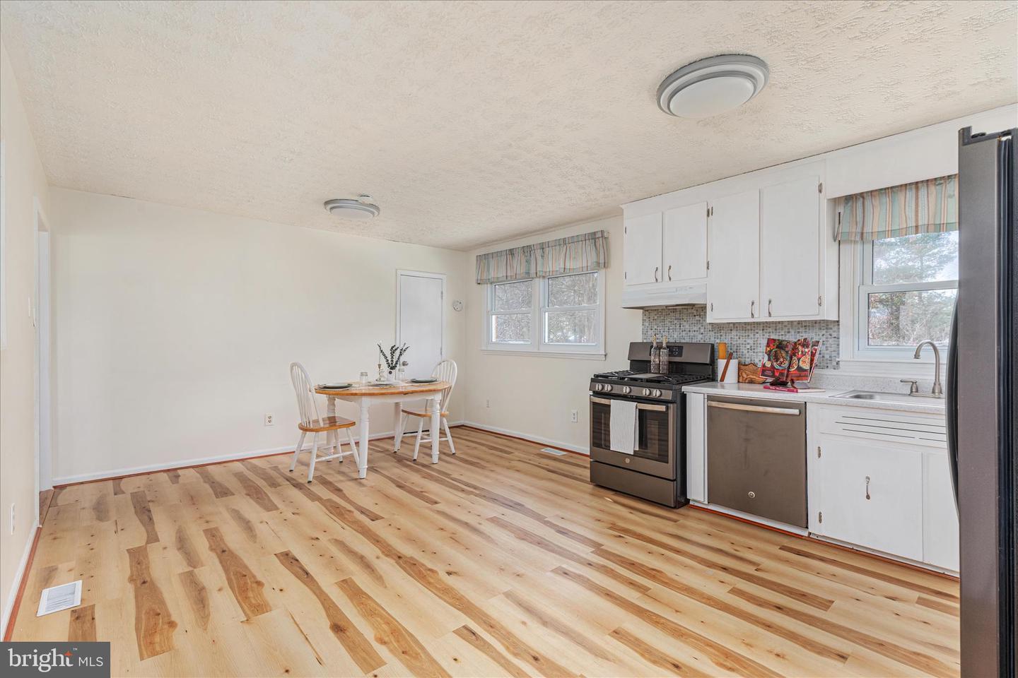 113 WILLIAMSON RD, WINCHESTER, Virginia 22602, 3 Bedrooms Bedrooms, ,2 BathroomsBathrooms,Residential,For sale,113 WILLIAMSON RD,VAFV2038542 MLS # VAFV2038542