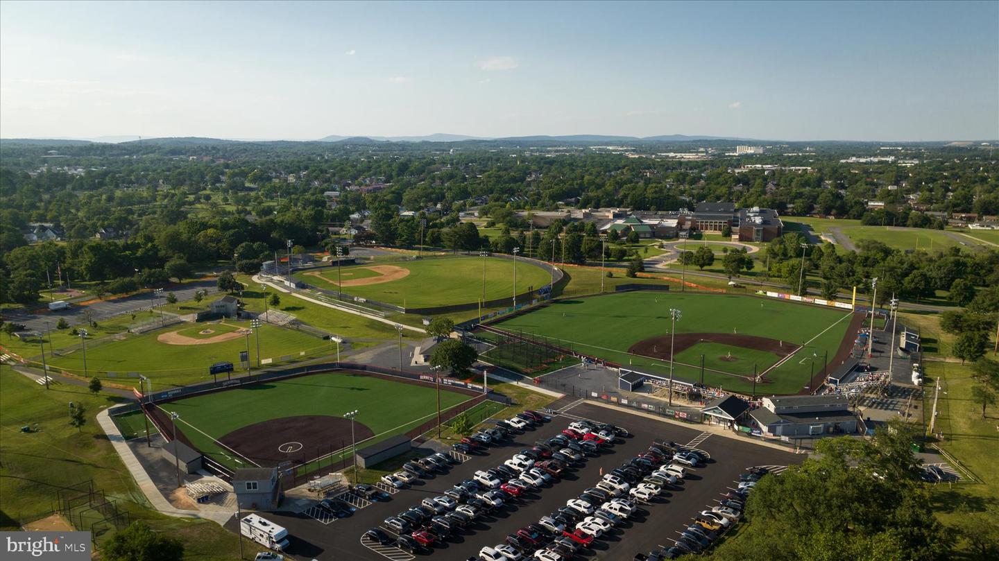 113 WILLIAMSON RD, WINCHESTER, Virginia 22602, 3 Bedrooms Bedrooms, ,2 BathroomsBathrooms,Residential,For sale,113 WILLIAMSON RD,VAFV2038542 MLS # VAFV2038542