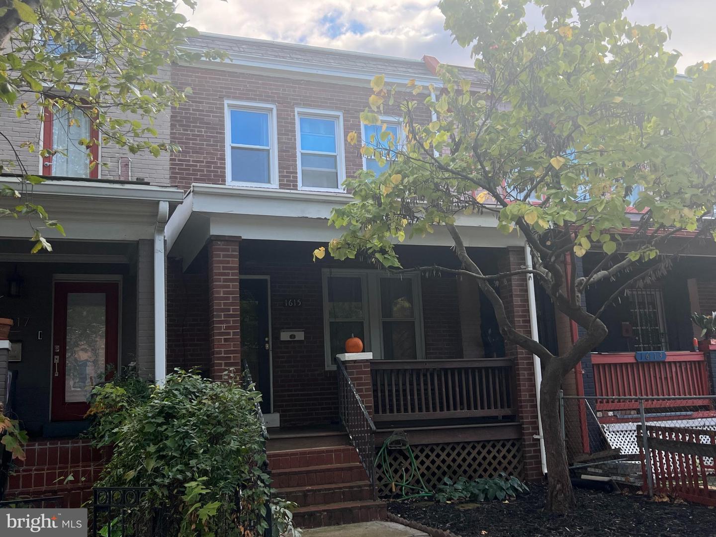 1615 INDEPENDENCE AVE SE, WASHINGTON, District Of Columbia 20003, 3 Bedrooms Bedrooms, ,1 BathroomBathrooms,Residential,For sale,1615 INDEPENDENCE AVE SE,DCDC2235576 MLS # DCDC2235576