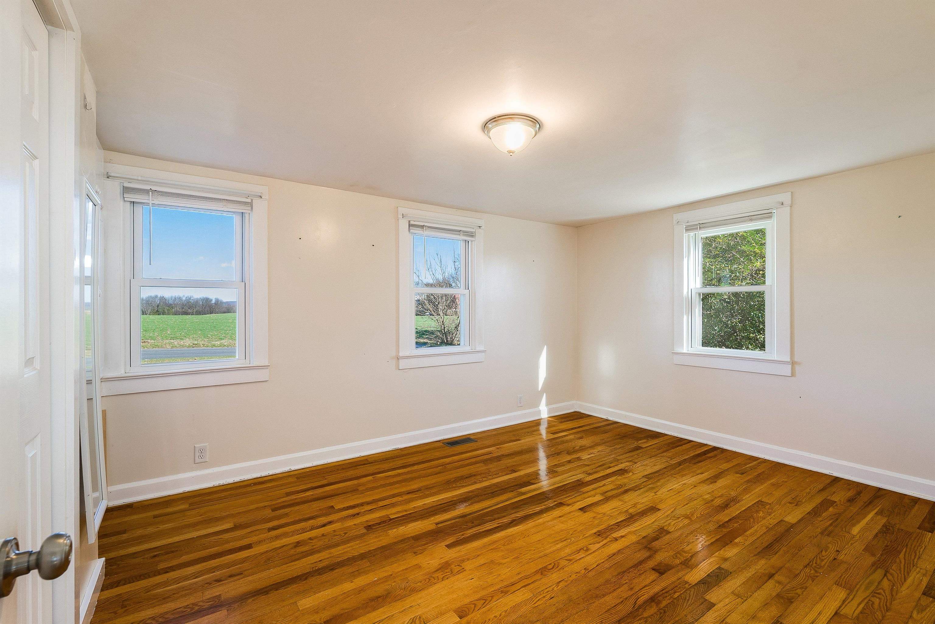 3432 LAWYER RD, MCGAHEYSVILLE, Virginia 22840, 2 Bedrooms Bedrooms, ,1 BathroomBathrooms,Residential,3432 LAWYER RD,671042 MLS # 671042 3432 LAWYER RD, MCGAHEYSVILLE, Virginia 22840, 2 Bedrooms Bedrooms, ,1 BathroomBathrooms,Residential,3432 LAWYER RD,671042 MLS # 671042