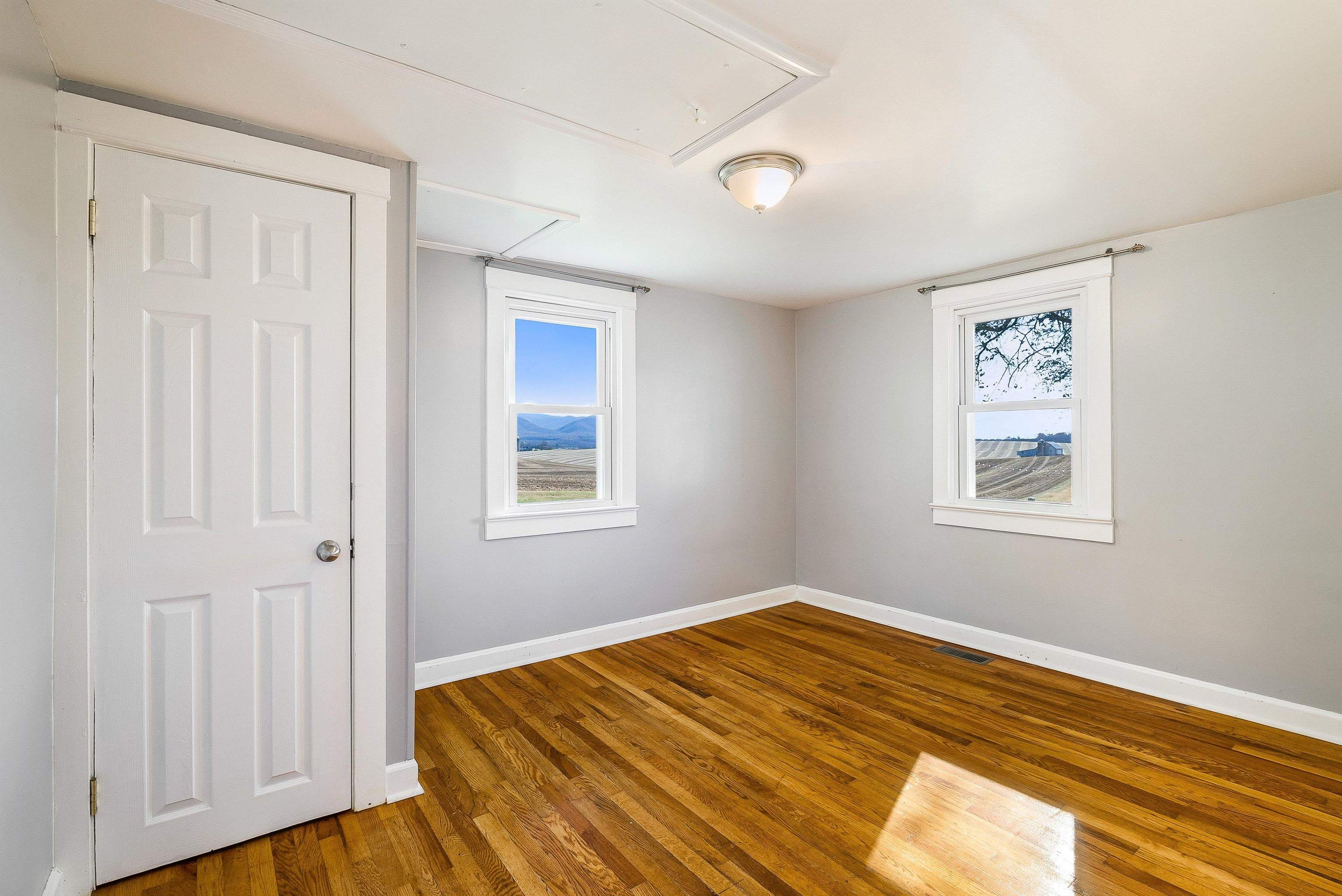 3432 LAWYER RD, MCGAHEYSVILLE, Virginia 22840, 2 Bedrooms Bedrooms, ,1 BathroomBathrooms,Residential,3432 LAWYER RD,671042 MLS # 671042 3432 LAWYER RD, MCGAHEYSVILLE, Virginia 22840, 2 Bedrooms Bedrooms, ,1 BathroomBathrooms,Residential,3432 LAWYER RD,671042 MLS # 671042