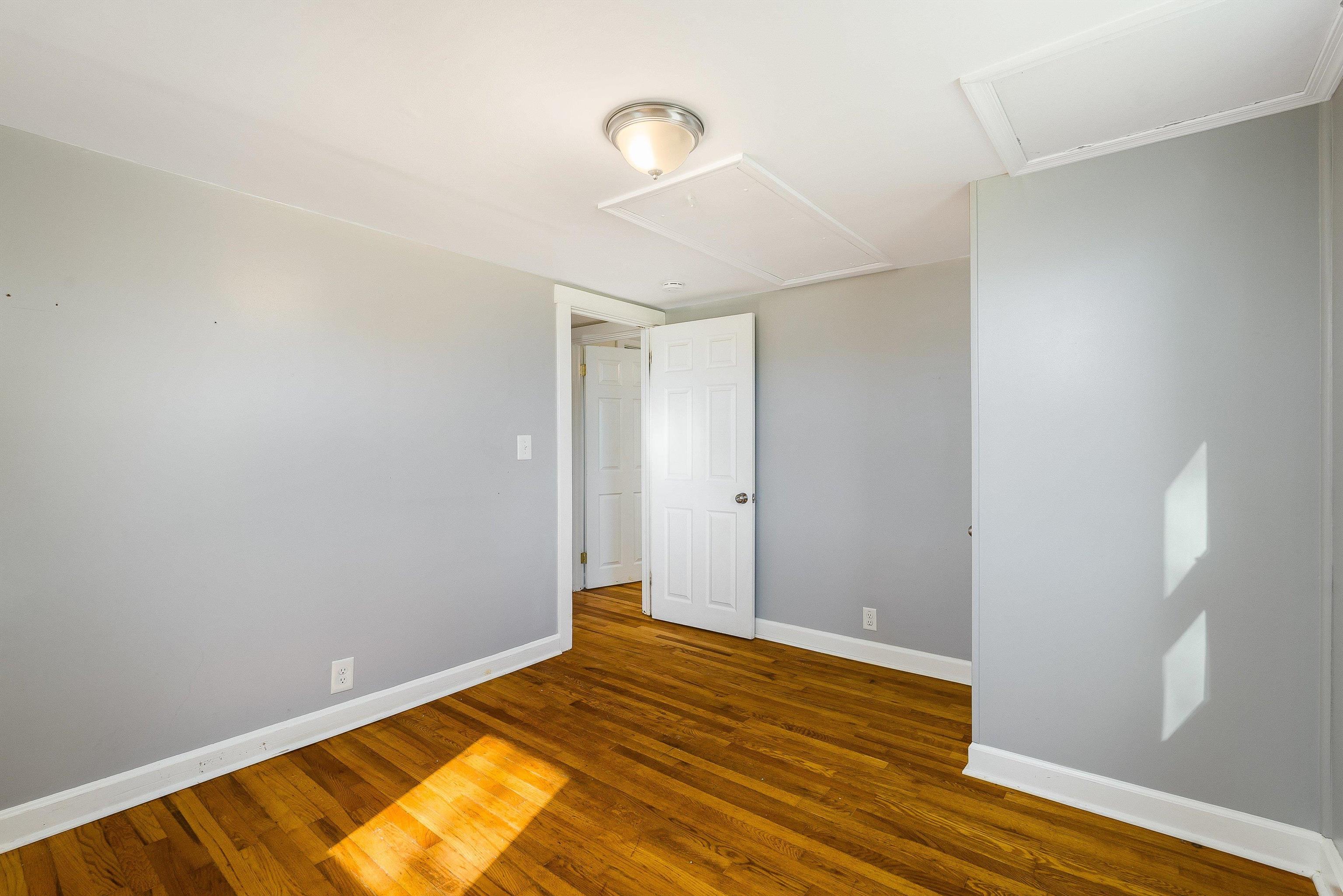 3432 LAWYER RD, MCGAHEYSVILLE, Virginia 22840, 2 Bedrooms Bedrooms, ,1 BathroomBathrooms,Residential,3432 LAWYER RD,671042 MLS # 671042 3432 LAWYER RD, MCGAHEYSVILLE, Virginia 22840, 2 Bedrooms Bedrooms, ,1 BathroomBathrooms,Residential,3432 LAWYER RD,671042 MLS # 671042