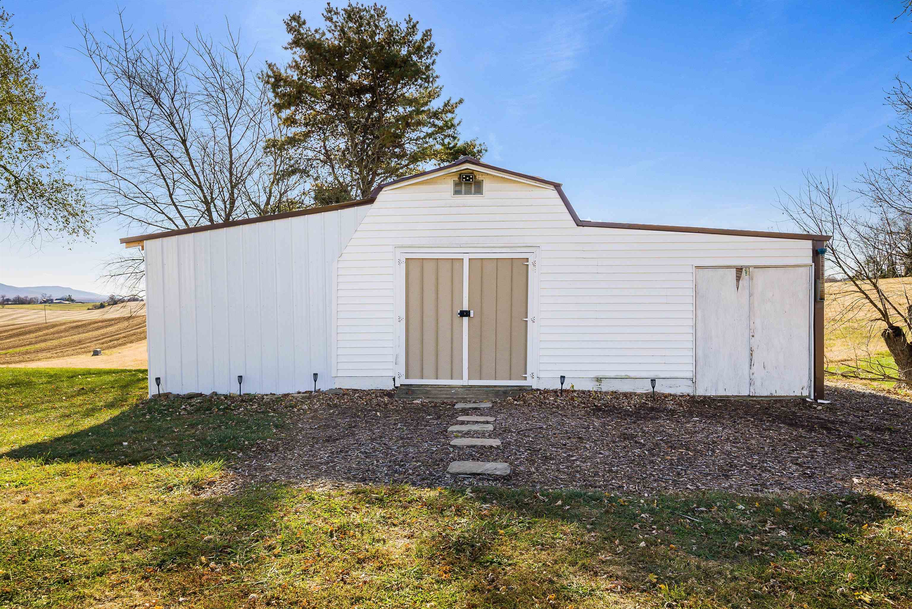 3432 LAWYER RD, MCGAHEYSVILLE, Virginia 22840, 2 Bedrooms Bedrooms, ,1 BathroomBathrooms,Residential,3432 LAWYER RD,671042 MLS # 671042 3432 LAWYER RD, MCGAHEYSVILLE, Virginia 22840, 2 Bedrooms Bedrooms, ,1 BathroomBathrooms,Residential,3432 LAWYER RD,671042 MLS # 671042