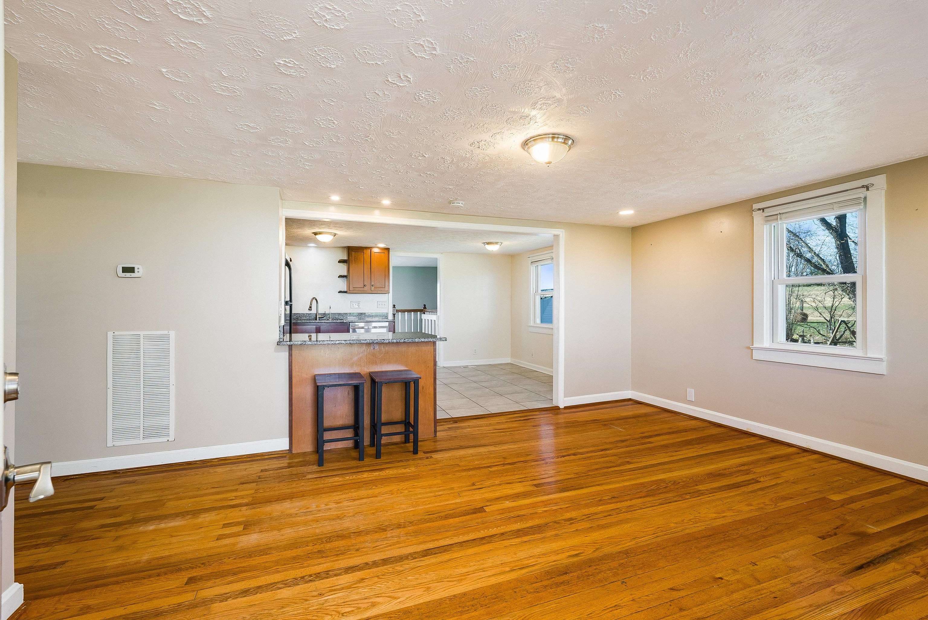 3432 LAWYER RD, MCGAHEYSVILLE, Virginia 22840, 2 Bedrooms Bedrooms, ,1 BathroomBathrooms,Residential,3432 LAWYER RD,671042 MLS # 671042 3432 LAWYER RD, MCGAHEYSVILLE, Virginia 22840, 2 Bedrooms Bedrooms, ,1 BathroomBathrooms,Residential,3432 LAWYER RD,671042 MLS # 671042