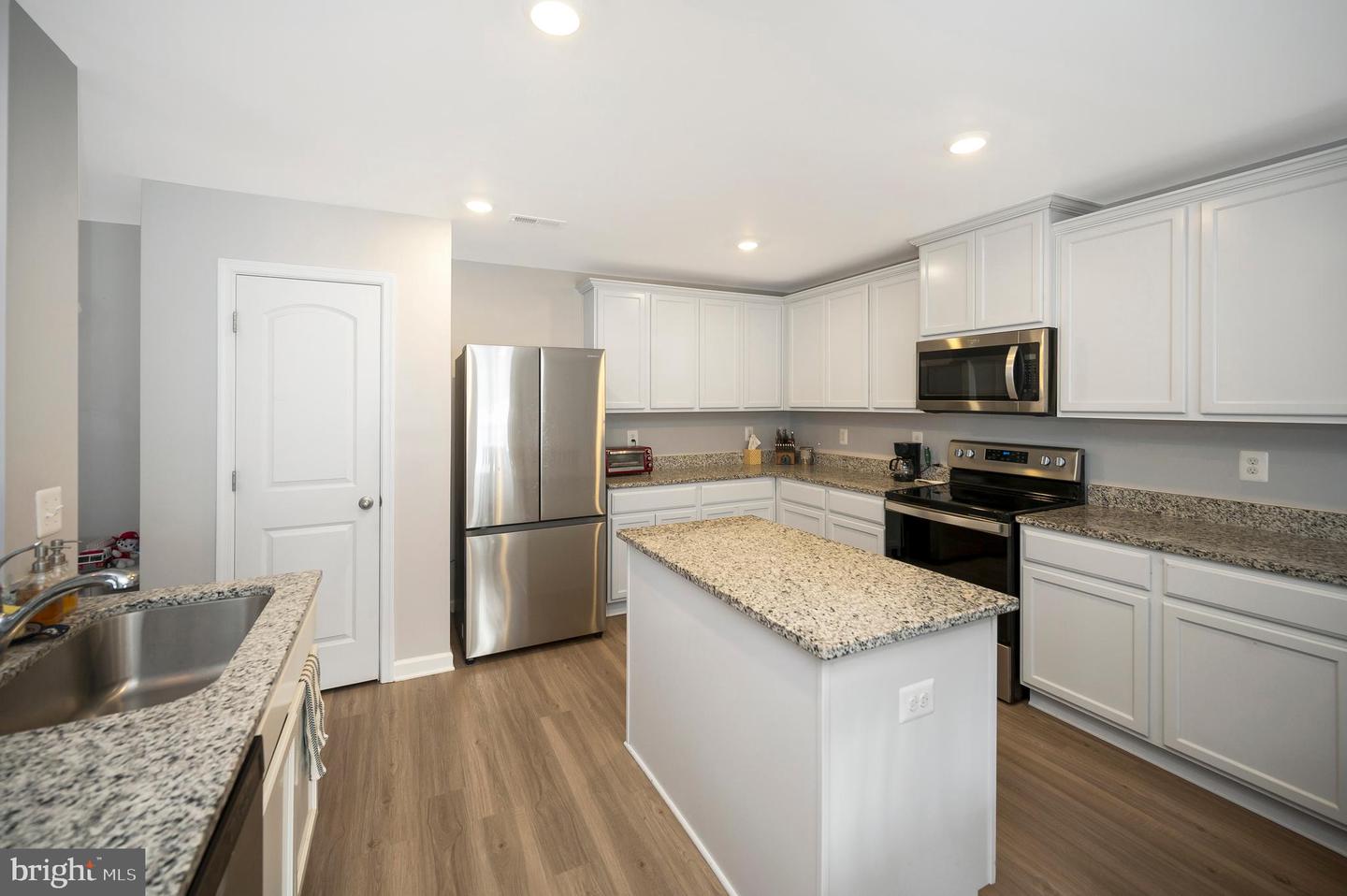 17086 ROLLINS ROAD, BOWLING GREEN, Virginia 22427, 3 Bedrooms Bedrooms, 10 Rooms Rooms,2 BathroomsBathrooms,Residential,For sale,17086 ROLLINS ROAD,VACV2009270 MLS # VACV2009270