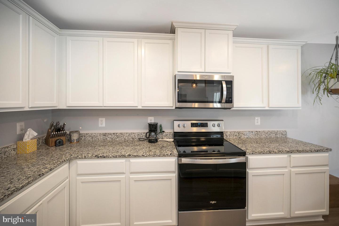 17086 ROLLINS ROAD, BOWLING GREEN, Virginia 22427, 3 Bedrooms Bedrooms, 10 Rooms Rooms,2 BathroomsBathrooms,Residential,For sale,17086 ROLLINS ROAD,VACV2009270 MLS # VACV2009270