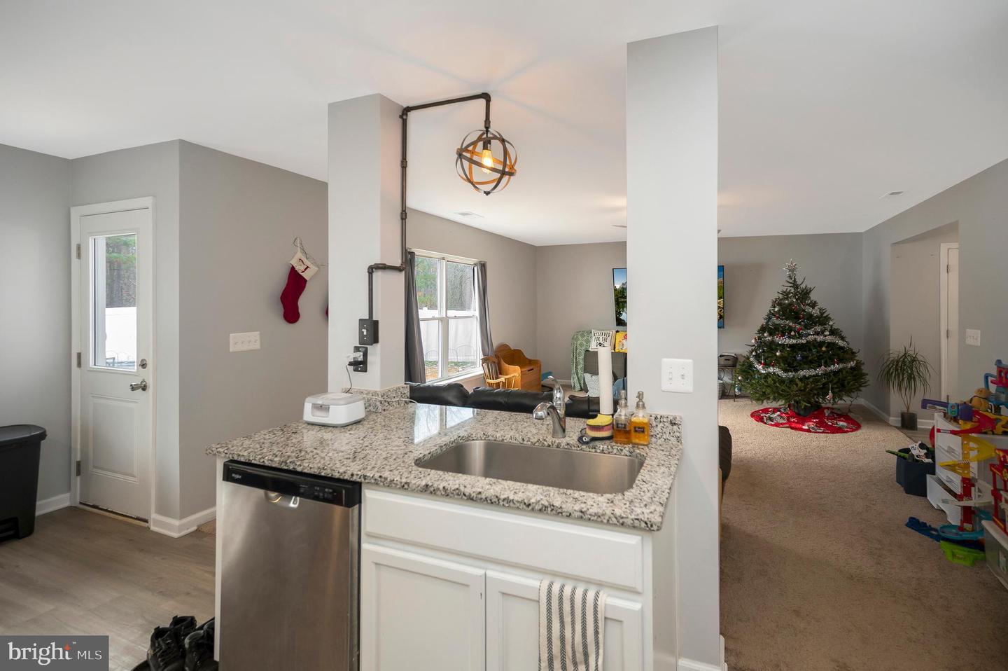 17086 ROLLINS ROAD, BOWLING GREEN, Virginia 22427, 3 Bedrooms Bedrooms, 10 Rooms Rooms,2 BathroomsBathrooms,Residential,For sale,17086 ROLLINS ROAD,VACV2009270 MLS # VACV2009270