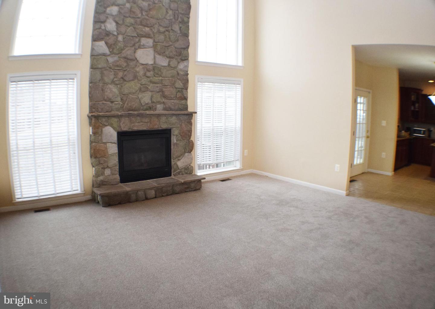 203 LYNNEHAVEN DR, WINCHESTER, Virginia 22602, 5 Bedrooms Bedrooms, ,3 BathroomsBathrooms,Residential,For sale,203 LYNNEHAVEN DR,VAFV2037026 MLS # VAFV2037026