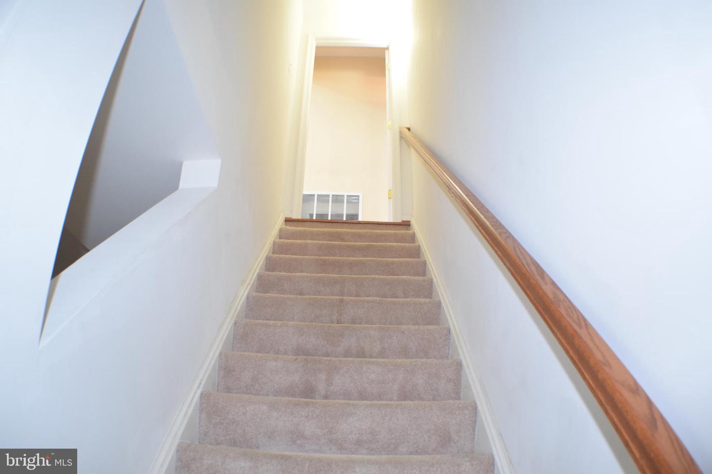 203 LYNNEHAVEN DR, WINCHESTER, Virginia 22602, 5 Bedrooms Bedrooms, ,3 BathroomsBathrooms,Residential,For sale,203 LYNNEHAVEN DR,VAFV2037026 MLS # VAFV2037026