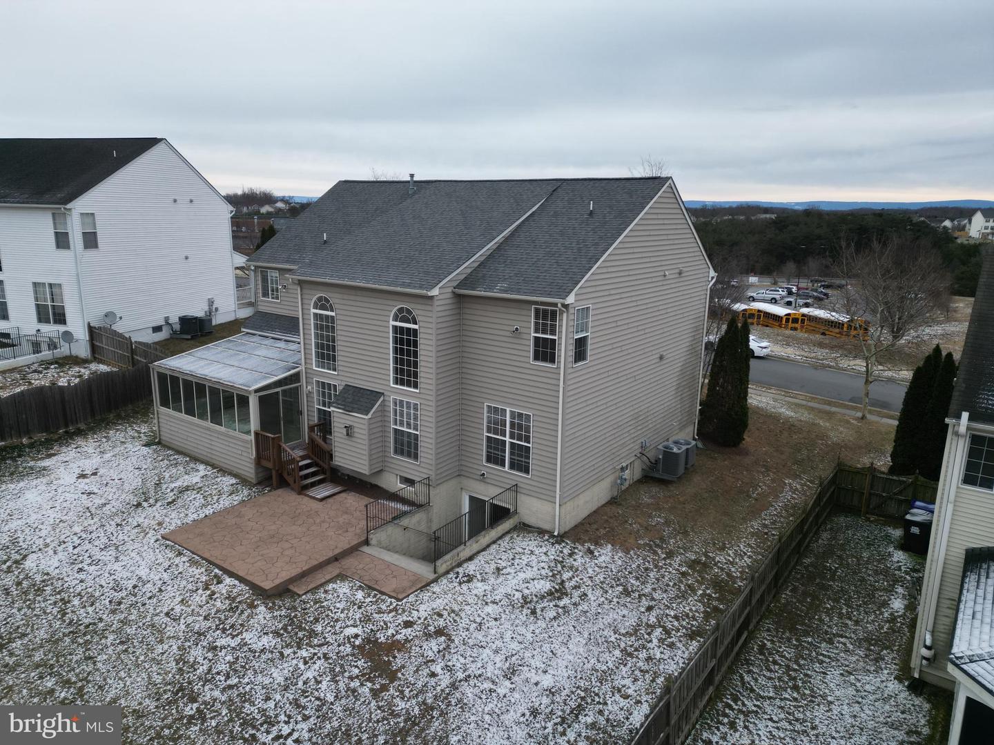 203 LYNNEHAVEN DR, WINCHESTER, Virginia 22602, 5 Bedrooms Bedrooms, ,3 BathroomsBathrooms,Residential,For sale,203 LYNNEHAVEN DR,VAFV2037026 MLS # VAFV2037026