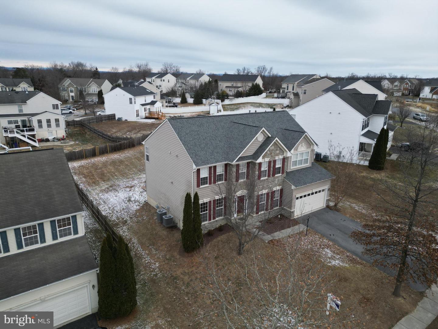 203 LYNNEHAVEN DR, WINCHESTER, Virginia 22602, 5 Bedrooms Bedrooms, ,3 BathroomsBathrooms,Residential,For sale,203 LYNNEHAVEN DR,VAFV2037026 MLS # VAFV2037026