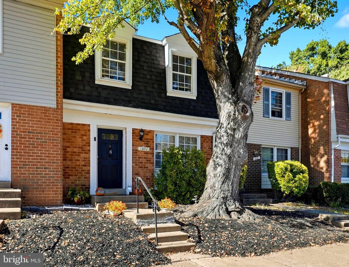 1952 MARINER LN, WOODBRIDGE, Virginia 22192, 3 Bedrooms Bedrooms, 7 Rooms Rooms,3 BathroomsBathrooms,Residential,For sale,1952 MARINER LN,VAPW2106216 MLS # VAPW2106216