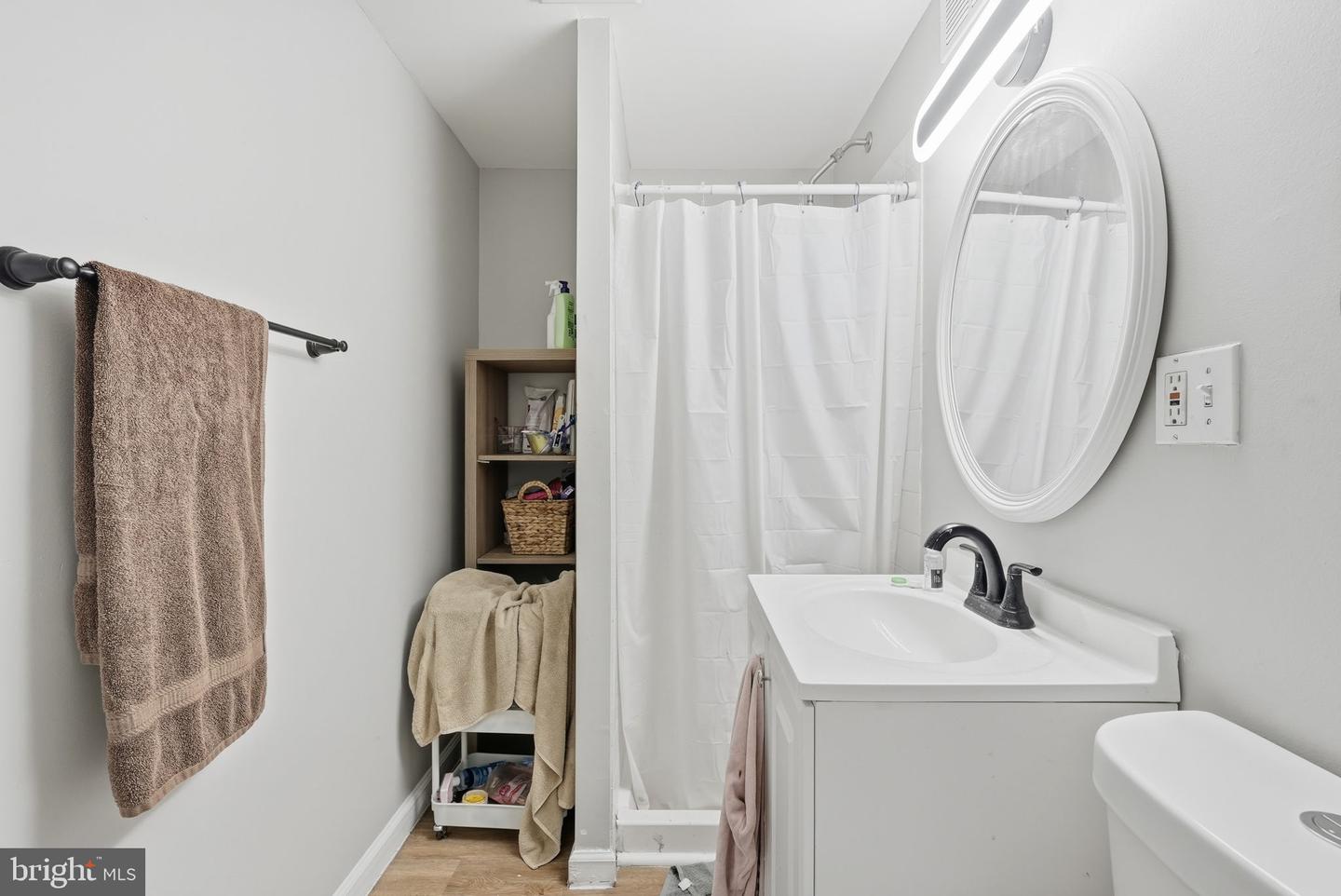 1952 MARINER LN, WOODBRIDGE, Virginia 22192, 3 Bedrooms Bedrooms, 7 Rooms Rooms,3 BathroomsBathrooms,Residential,For sale,1952 MARINER LN,VAPW2106216 MLS # VAPW2106216