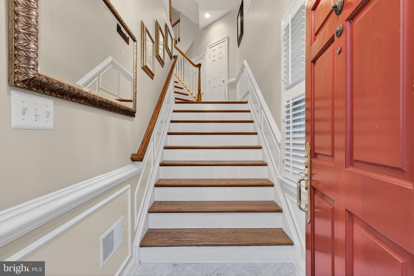 16 WHARF ST, ALEXANDRIA, Virginia 22314, 3 Bedrooms Bedrooms, ,3 BathroomsBathrooms,Residential,For sale,16 WHARF ST,VAAX2051832 MLS # VAAX2051832