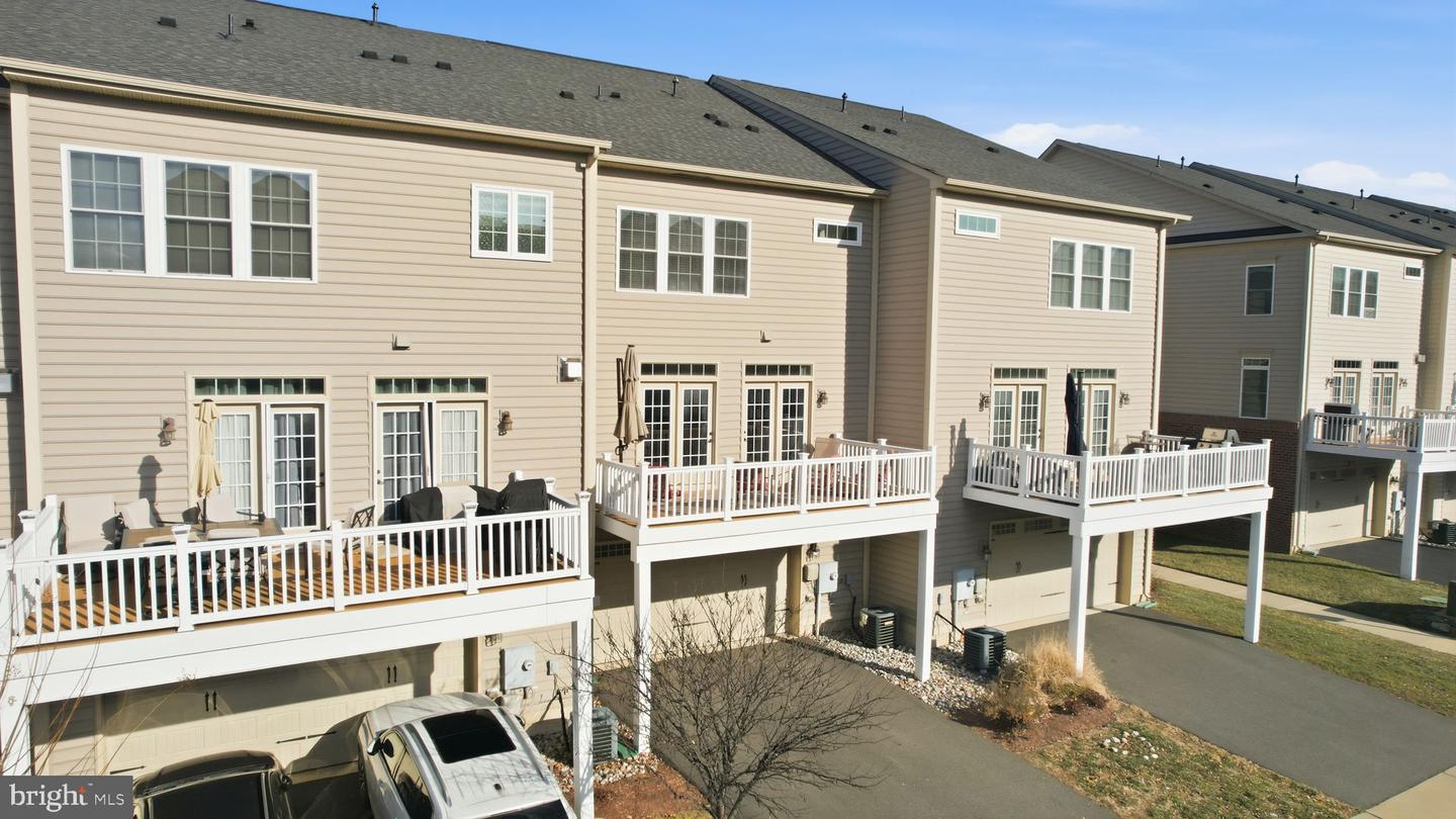 13752 SENEA DR, GAINESVILLE, Virginia 20155, 3 Bedrooms Bedrooms, 9 Rooms Rooms,3 BathroomsBathrooms,Residential,For sale,13752 SENEA DR,VAPW2108568 MLS # VAPW2108568