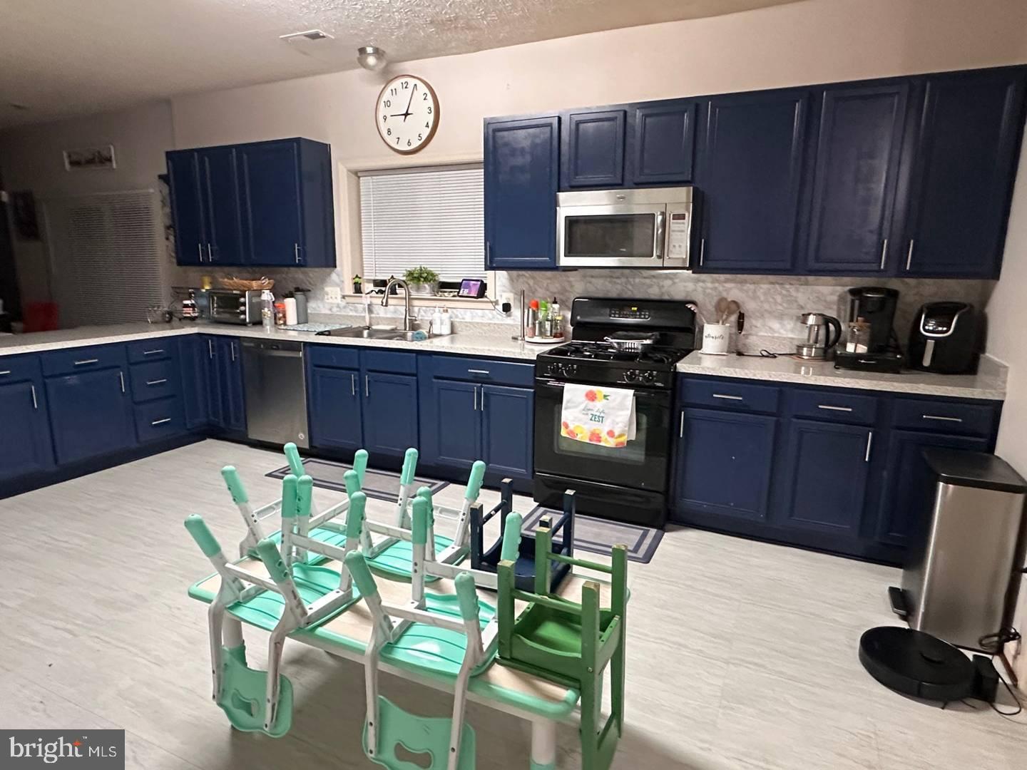 35391 PHEASANT RIDGE RD, LOCUST GROVE, Virginia 22508, 4 Bedrooms Bedrooms, ,2 BathroomsBathrooms,Residential,For sale,35391 PHEASANT RIDGE RD,VAOR2012992 MLS # VAOR2012992