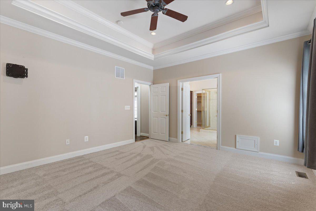 8606 LAROQUE RUN DR, FREDERICKSBURG, Virginia 22407, 5 Bedrooms Bedrooms, ,4 BathroomsBathrooms,Residential,For sale,8606 LAROQUE RUN DR,VASP2032618 MLS # VASP2032618