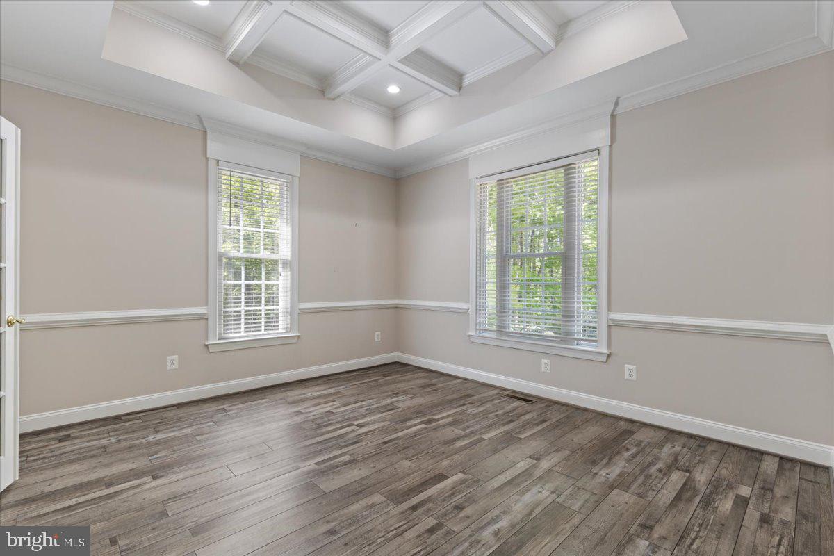 8606 LAROQUE RUN DR, FREDERICKSBURG, Virginia 22407, 5 Bedrooms Bedrooms, ,4 BathroomsBathrooms,Residential,For sale,8606 LAROQUE RUN DR,VASP2032618 MLS # VASP2032618