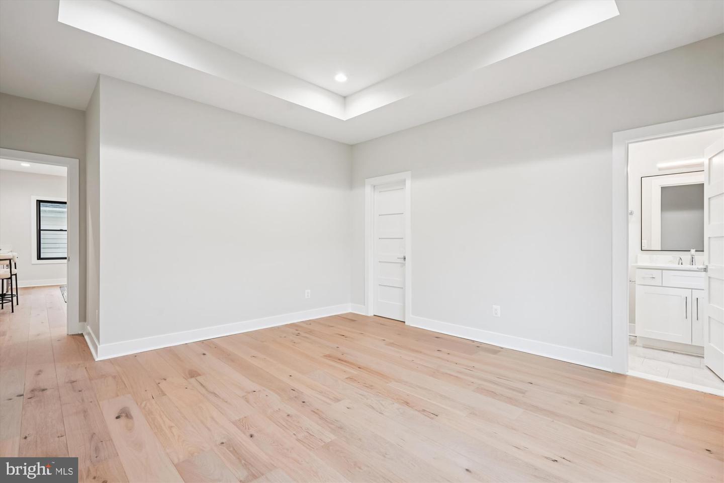 6707 HALLWOOD AVE, FALLS CHURCH, Virginia 22046, 6 Bedrooms Bedrooms, ,6 BathroomsBathrooms,Residential,For sale,6707 HALLWOOD AVE,VAFX2280276 MLS # VAFX2280276 6707 HALLWOOD AVE, FALLS CHURCH, Virginia 22046, 6 Bedrooms Bedrooms, ,6 BathroomsBathrooms,Residential,For sale,6707 HALLWOOD AVE,VAFX2280276 MLS # VAFX2280276