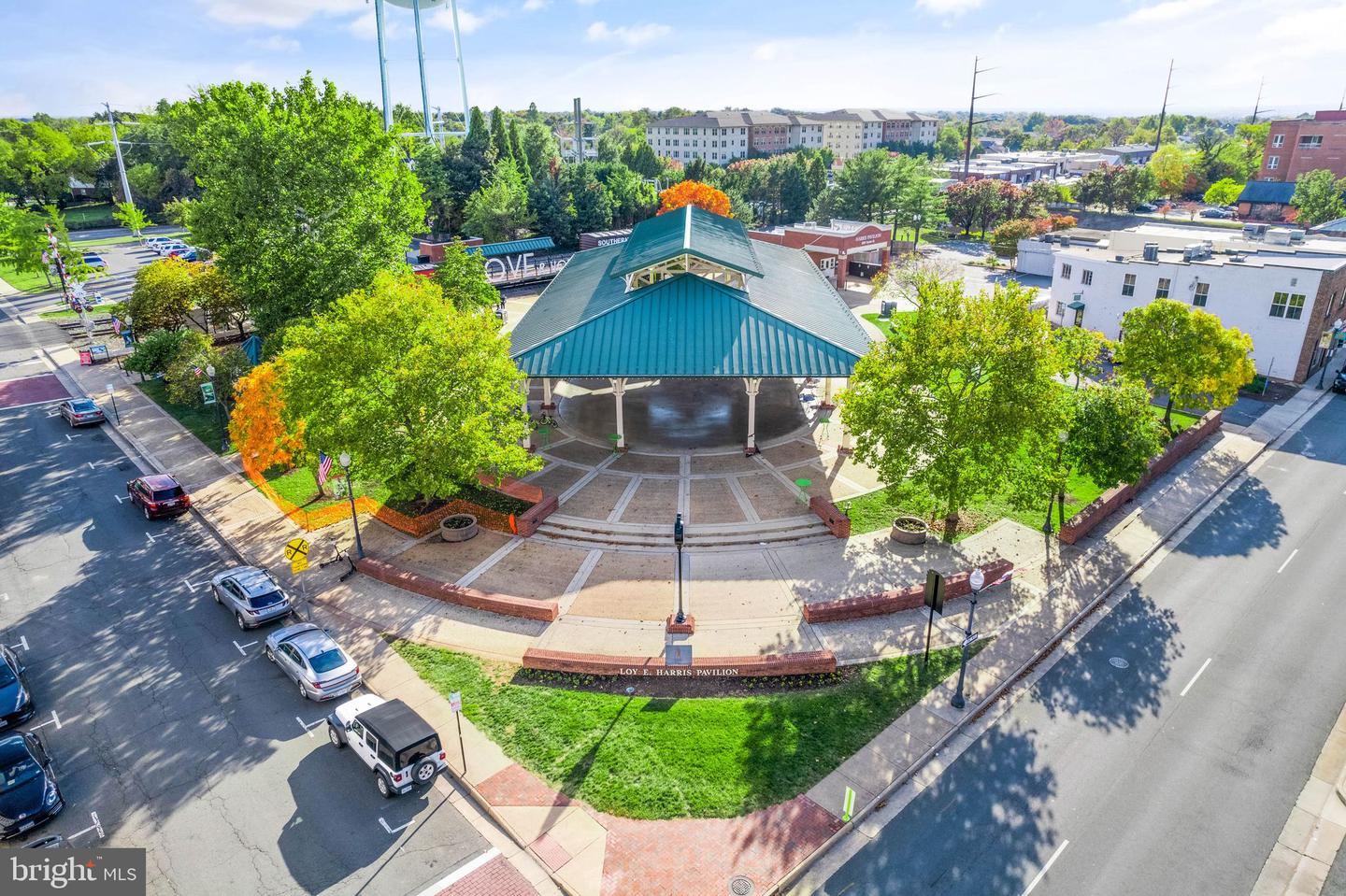 9521 FOSTERN LN, MANASSAS, Virginia 20112, 4 Bedrooms Bedrooms, ,2 BathroomsBathrooms,Residential,For sale,9521 FOSTERN LN,VAPW2108566 MLS # VAPW2108566