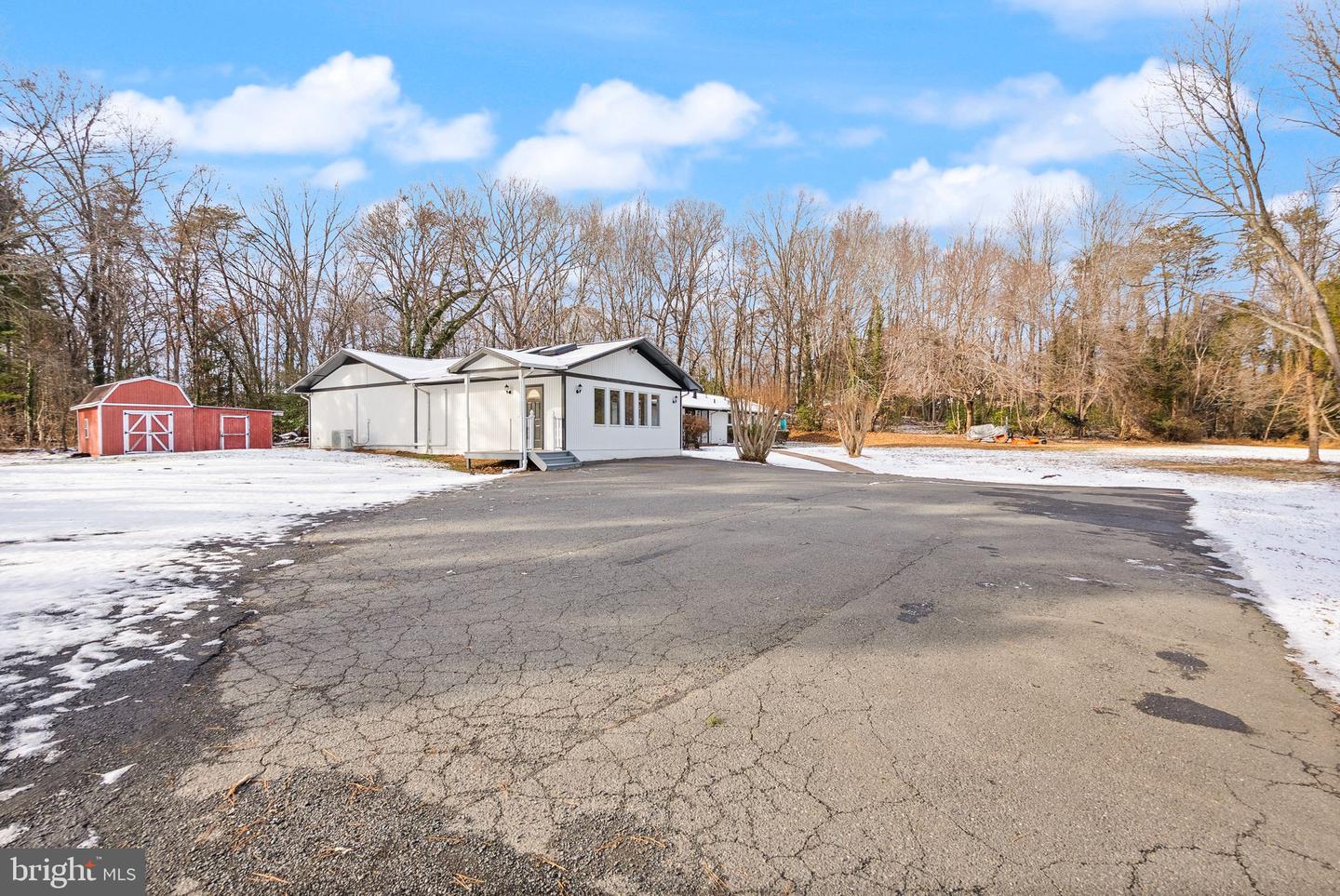 9521 FOSTERN LN, MANASSAS, Virginia 20112, 4 Bedrooms Bedrooms, ,2 BathroomsBathrooms,Residential,For sale,9521 FOSTERN LN,VAPW2108566 MLS # VAPW2108566