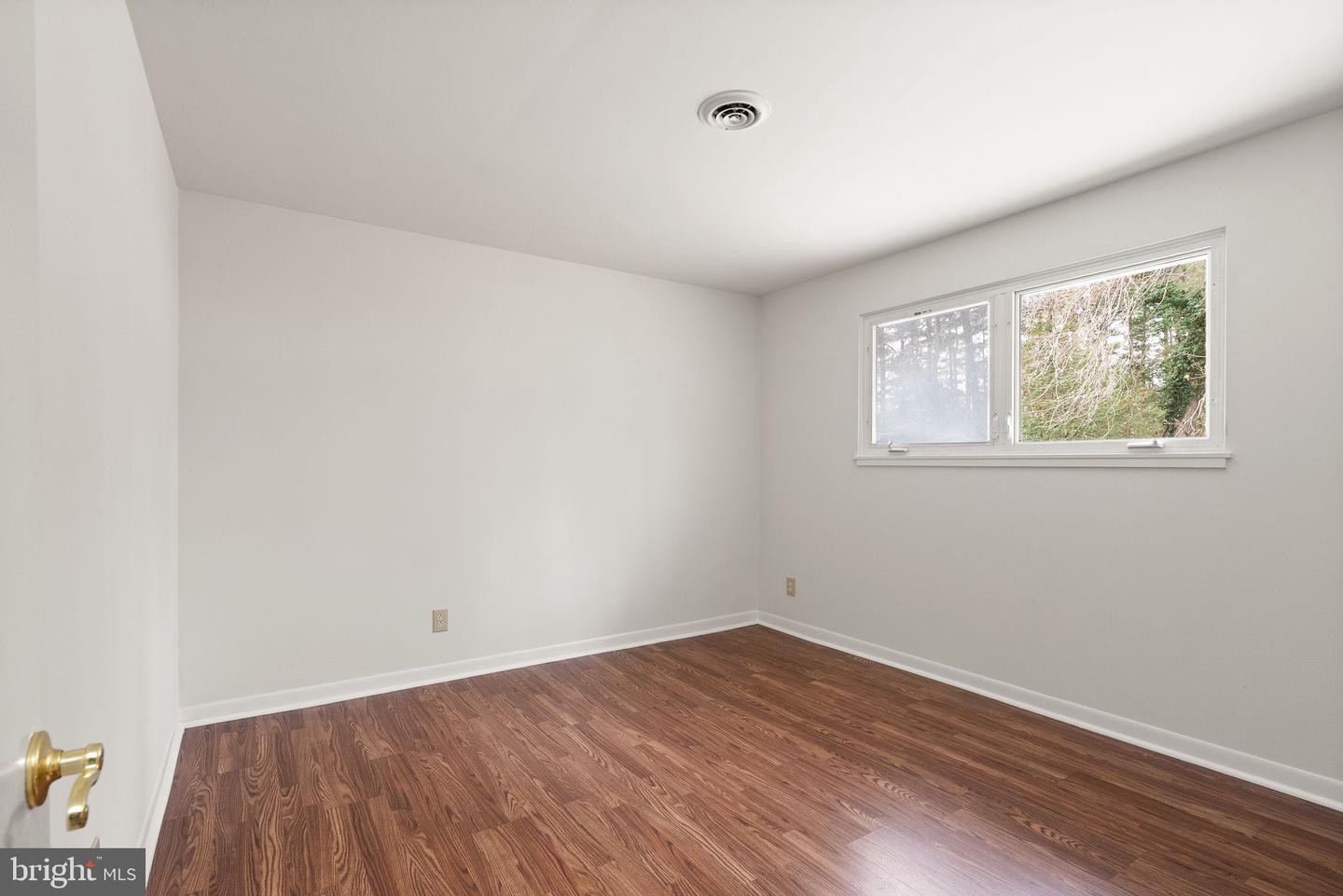 9521 FOSTERN LN, MANASSAS, Virginia 20112, 4 Bedrooms Bedrooms, ,2 BathroomsBathrooms,Residential,For sale,9521 FOSTERN LN,VAPW2108566 MLS # VAPW2108566