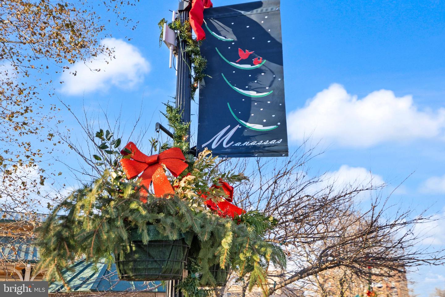 9521 FOSTERN LN, MANASSAS, Virginia 20112, 4 Bedrooms Bedrooms, ,2 BathroomsBathrooms,Residential,For sale,9521 FOSTERN LN,VAPW2108566 MLS # VAPW2108566