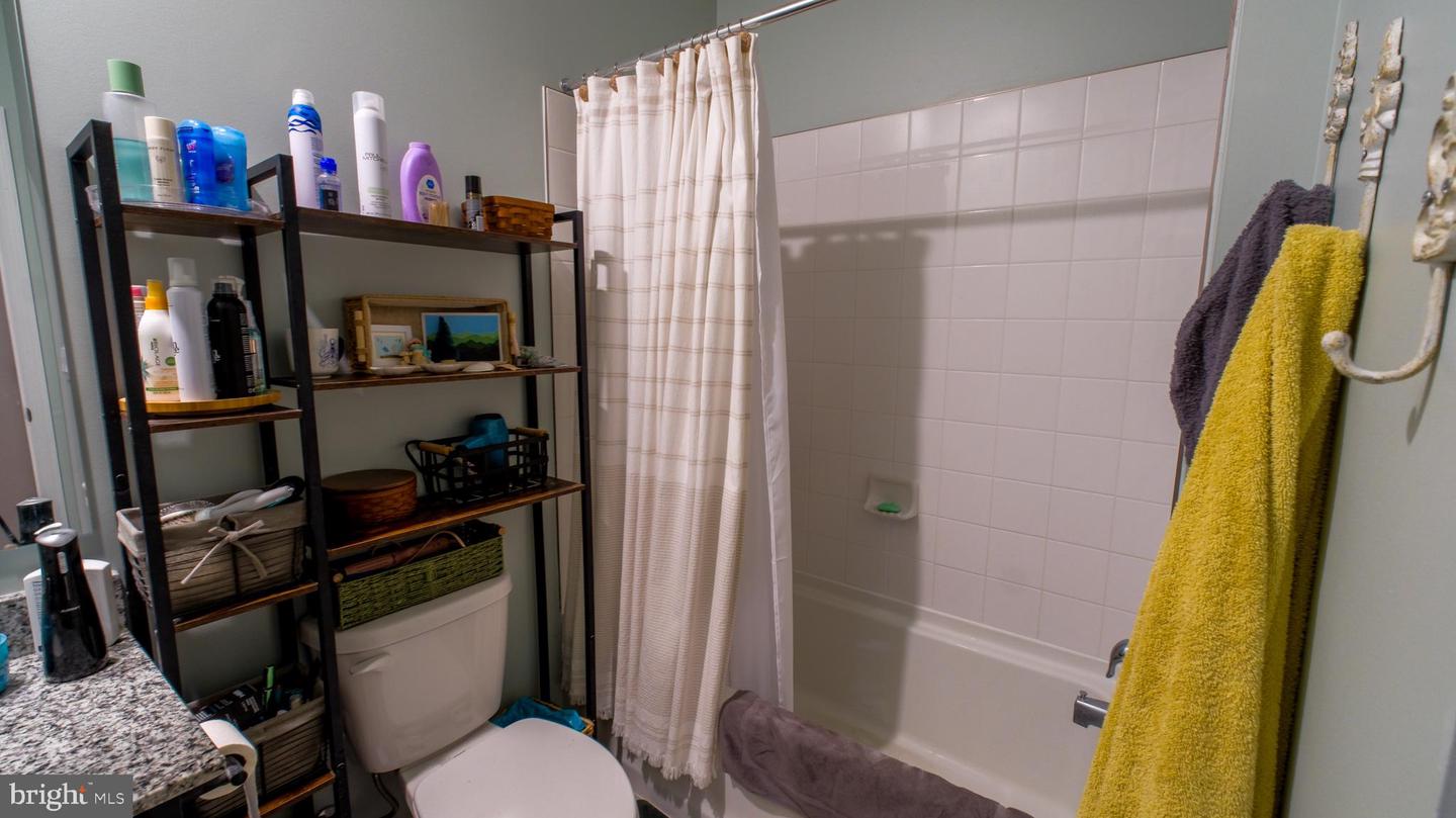 122 CLERKENWELL DR, STEPHENS CITY, Virginia 22655, 4 Bedrooms Bedrooms, ,3 BathroomsBathrooms,Residential,For sale,122 CLERKENWELL DR,VAFV2038476 MLS # VAFV2038476