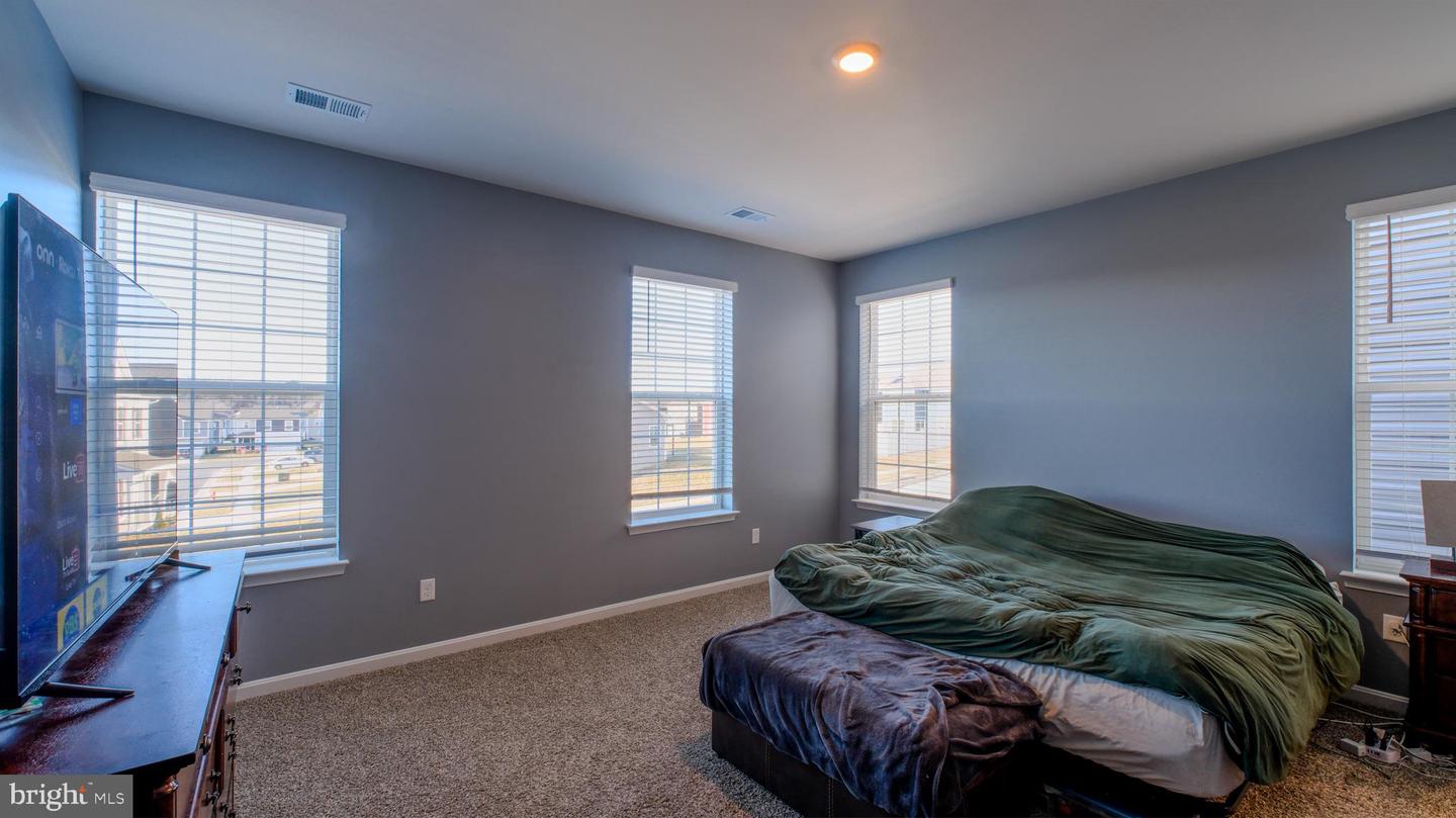 122 CLERKENWELL DR, STEPHENS CITY, Virginia 22655, 4 Bedrooms Bedrooms, ,3 BathroomsBathrooms,Residential,For sale,122 CLERKENWELL DR,VAFV2038476 MLS # VAFV2038476