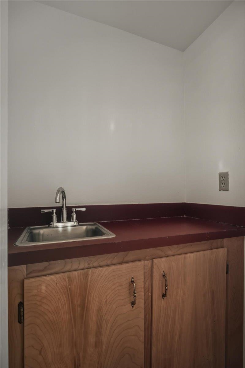 25 STONERIDGE DR, WAYNESBORO, Virginia 22980, ,Commercial,25 STONERIDGE DR,671971 MLS # 671971