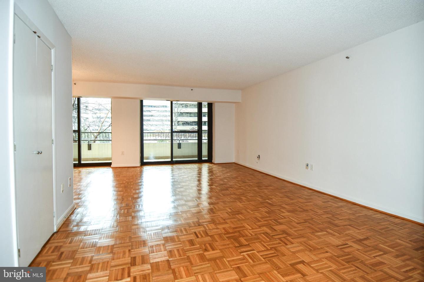 1300 CRYSTAL DR #310-S, ARLINGTON, Virginia 22202, 2 Bedrooms Bedrooms, 5 Rooms Rooms,2 BathroomsBathrooms,Residential,For sale,1300 CRYSTAL DR #310-S,VAAR2052846 MLS # VAAR2052846