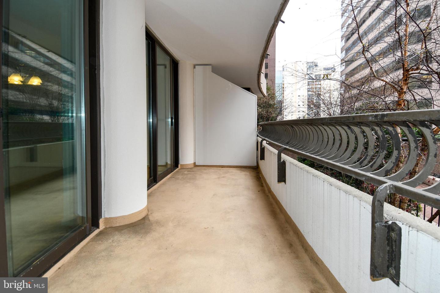 1300 CRYSTAL DR #310-S, ARLINGTON, Virginia 22202, 2 Bedrooms Bedrooms, 5 Rooms Rooms,2 BathroomsBathrooms,Residential,For sale,1300 CRYSTAL DR #310-S,VAAR2052846 MLS # VAAR2052846