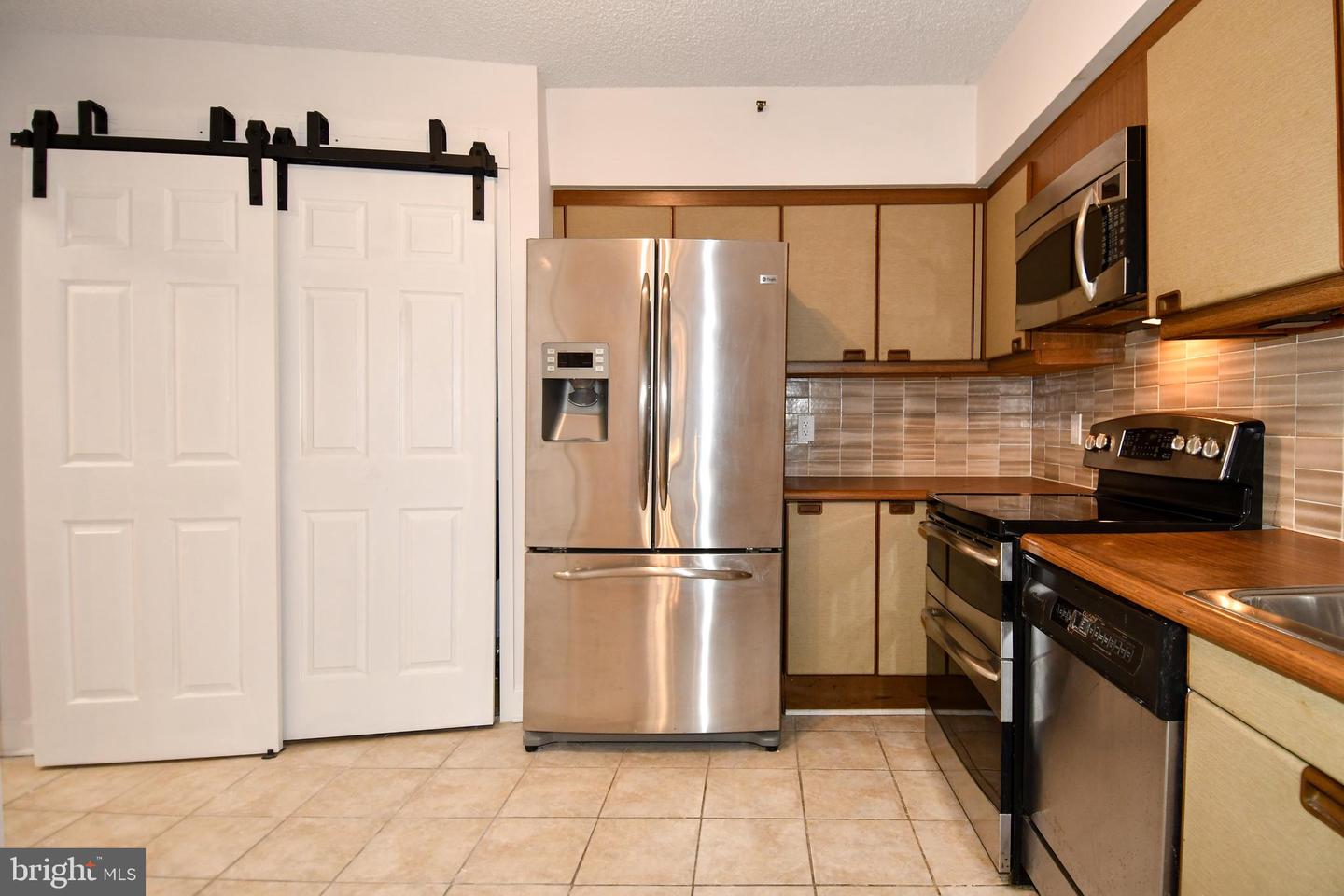 1300 CRYSTAL DR #310-S, ARLINGTON, Virginia 22202, 2 Bedrooms Bedrooms, 5 Rooms Rooms,2 BathroomsBathrooms,Residential,For sale,1300 CRYSTAL DR #310-S,VAAR2052846 MLS # VAAR2052846