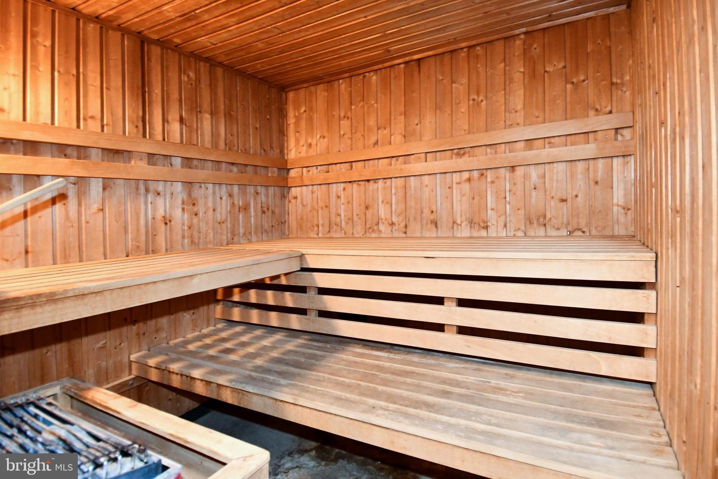 1300 CRYSTAL DR #310-S, ARLINGTON, Virginia 22202, 2 Bedrooms Bedrooms, 5 Rooms Rooms,2 BathroomsBathrooms,Residential,For sale,1300 CRYSTAL DR #310-S,VAAR2052846 MLS # VAAR2052846