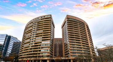 1300 CRYSTAL DR #310-S, ARLINGTON, Virginia 22202, 2 Bedrooms Bedrooms, 5 Rooms Rooms,2 BathroomsBathrooms,Residential,For sale,1300 CRYSTAL DR #310-S,VAAR2052846 MLS # VAAR2052846