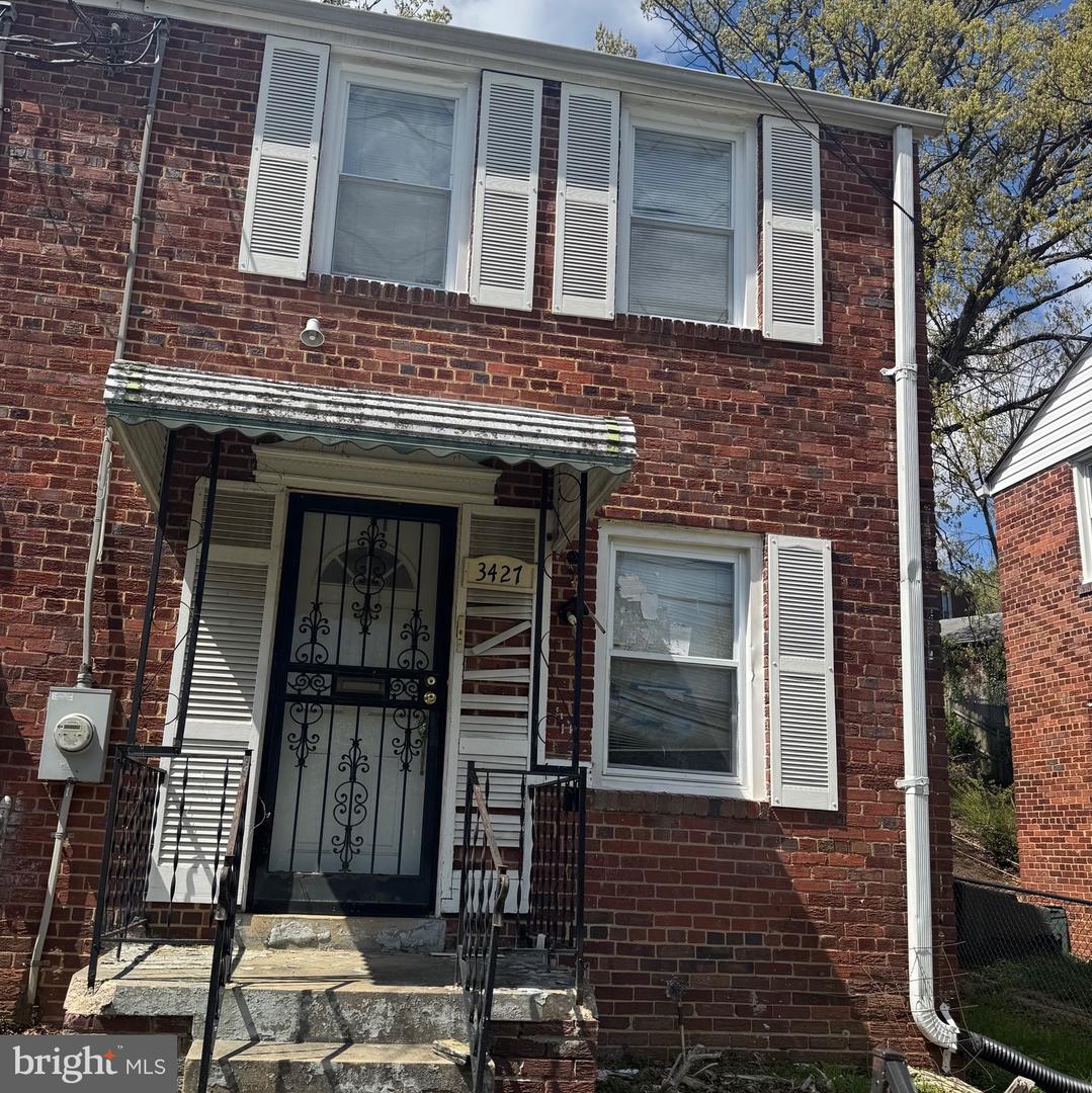 3427 25TH ST SE, WASHINGTON, District Of Columbia 20020, 3 Bedrooms Bedrooms, ,1 BathroomBathrooms,Residential,For sale,3427 25TH ST SE,DCDC2195350 MLS # DCDC2195350