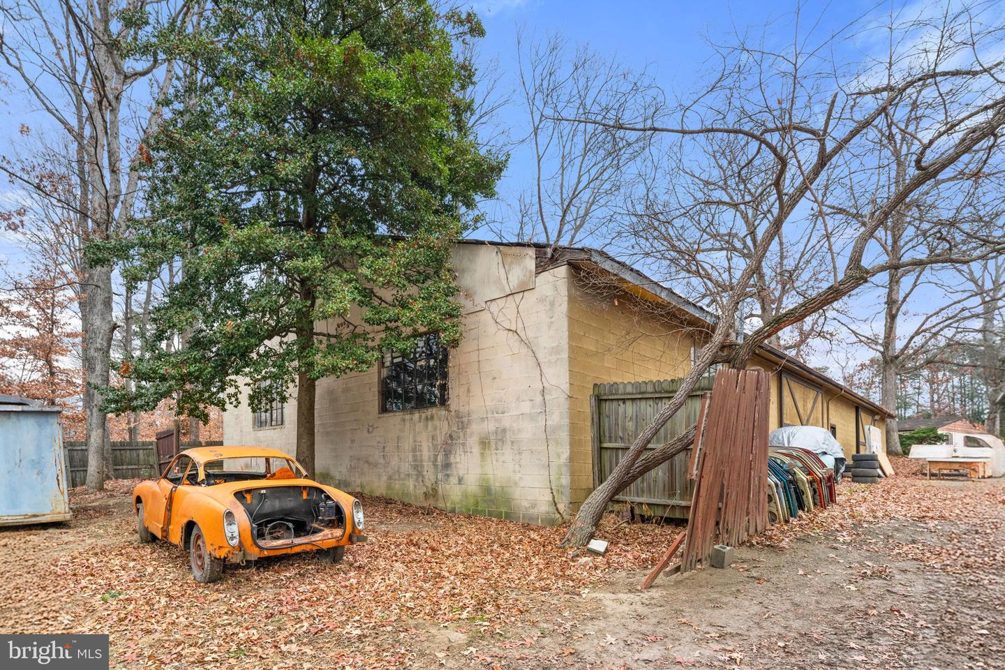 8906 HOOES RD, LORTON, Virginia 22079, ,Land,For sale,8906 HOOES RD,VAFX2283106 MLS # VAFX2283106