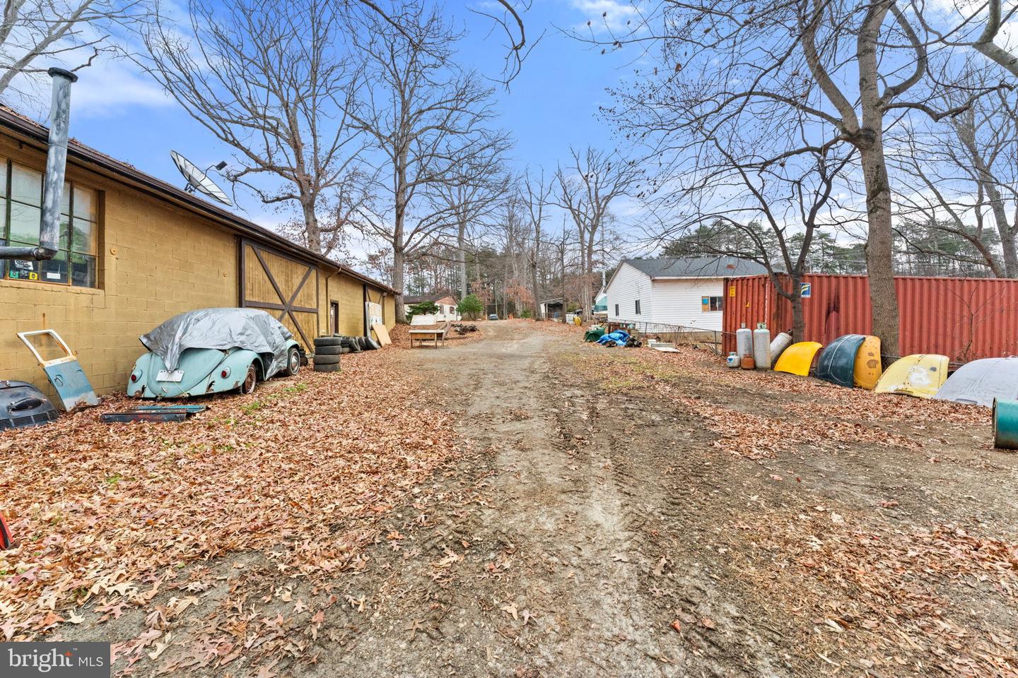 8906 HOOES RD, LORTON, Virginia 22079, ,Land,For sale,8906 HOOES RD,VAFX2283106 MLS # VAFX2283106