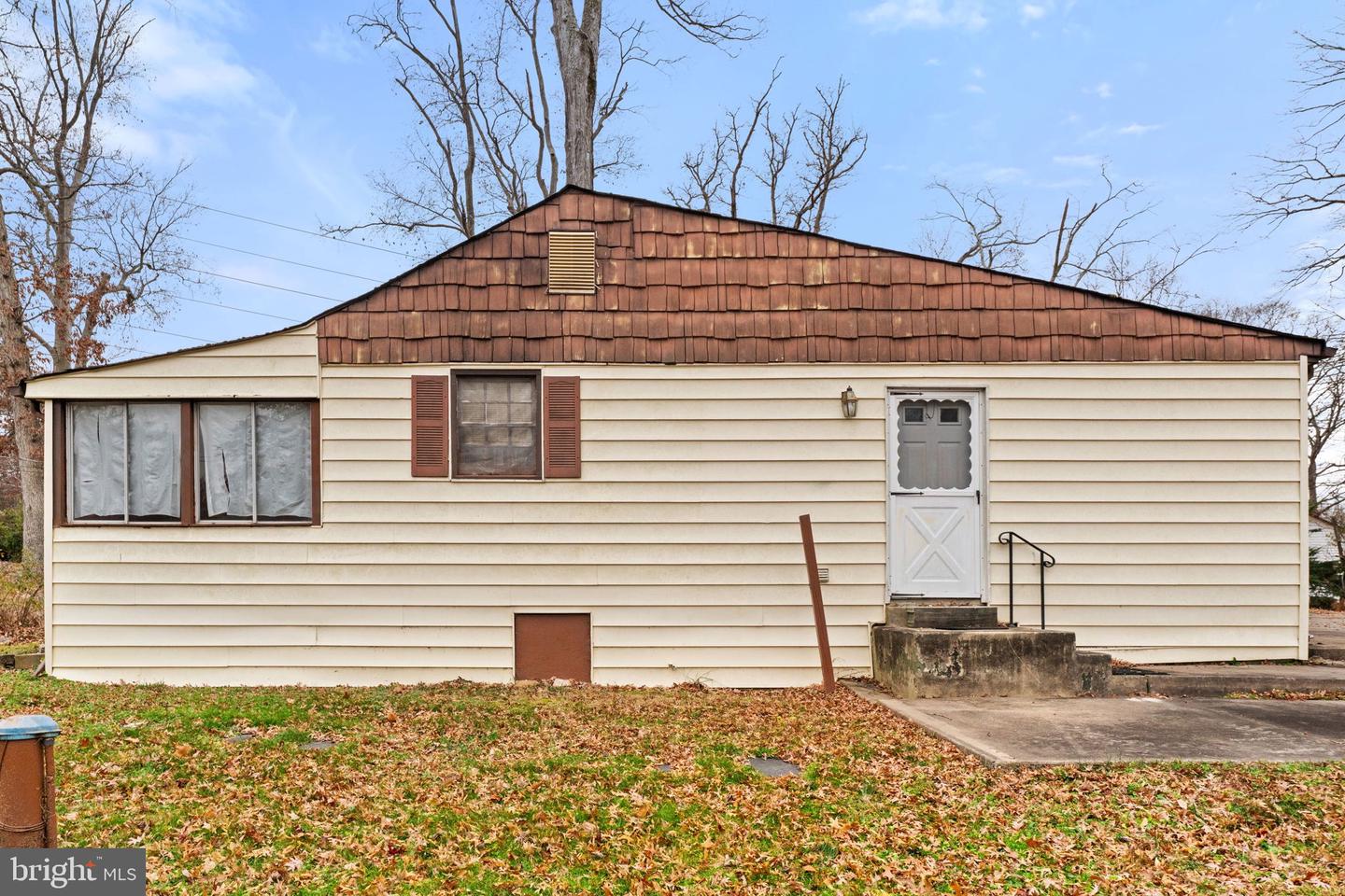 8906 HOOES RD, LORTON, Virginia 22079, ,Land,For sale,8906 HOOES RD,VAFX2283106 MLS # VAFX2283106